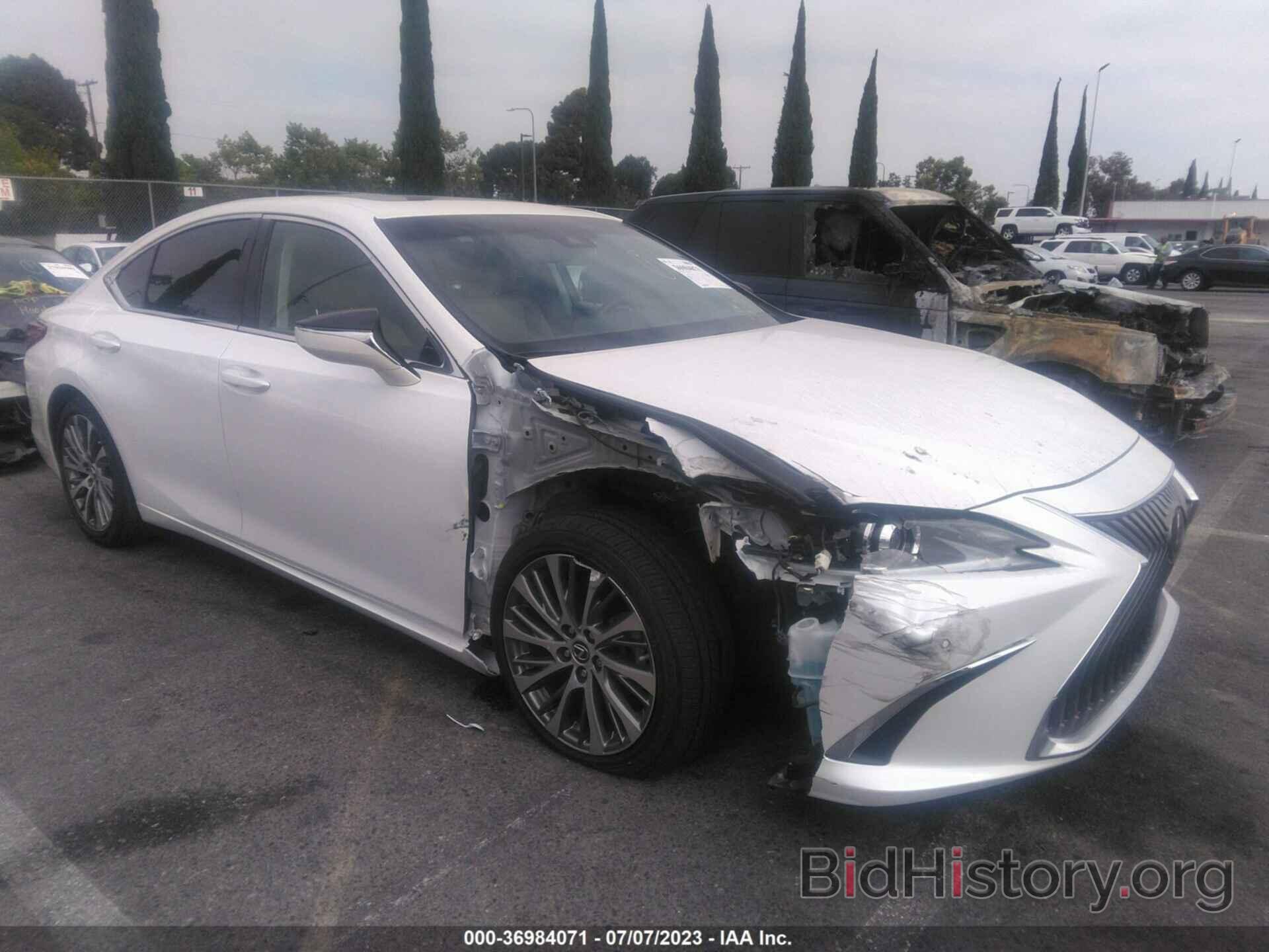 Photo 58ADZ1B12LU080941 - LEXUS ES 2020