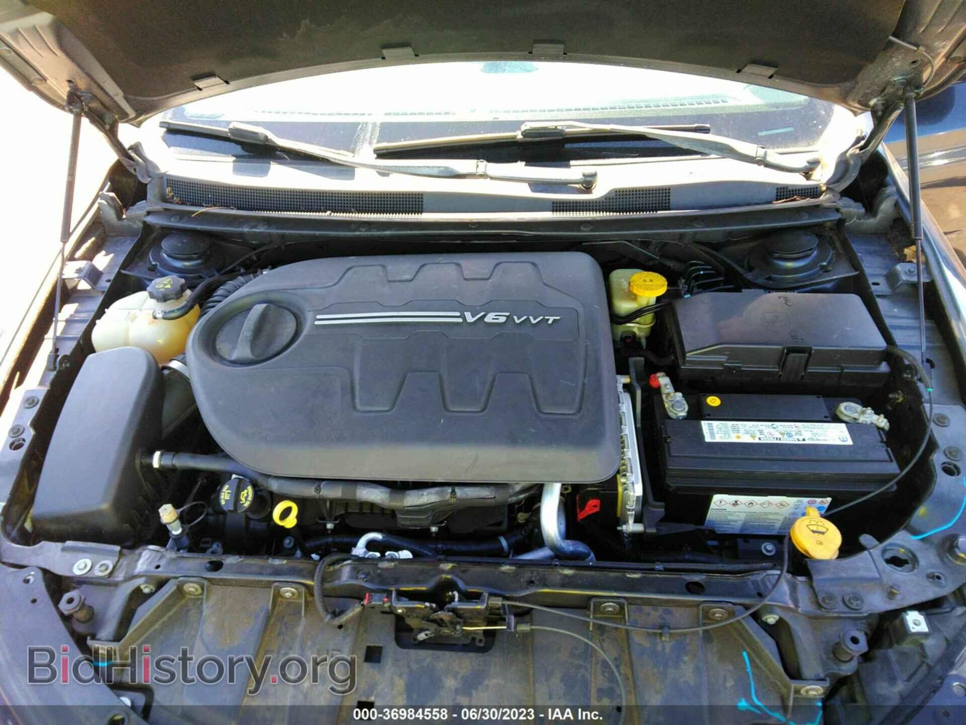 2016 CHRYSLER 200 - VIN: 1C3CCCBG9GN185747 - Фото 10