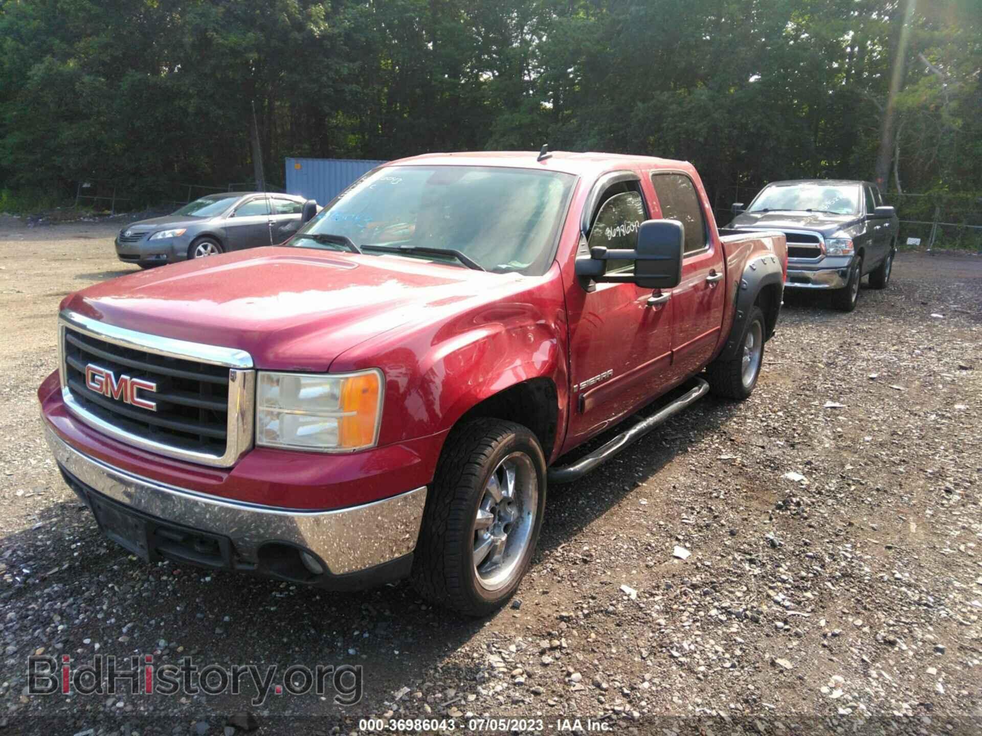 2007 GMC SIERRA 1500 - VIN: 2GTEK13MX71597290 - Фото 2