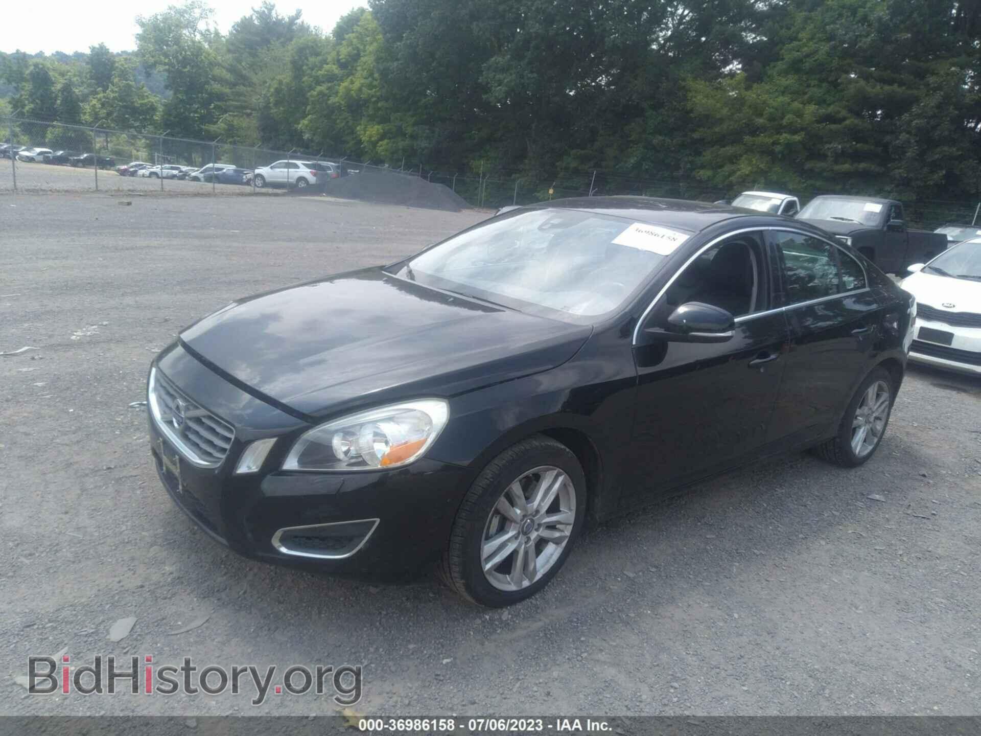 2013 VOLVO S60 - VIN: YV1612FS3D2204615 - Фото 2