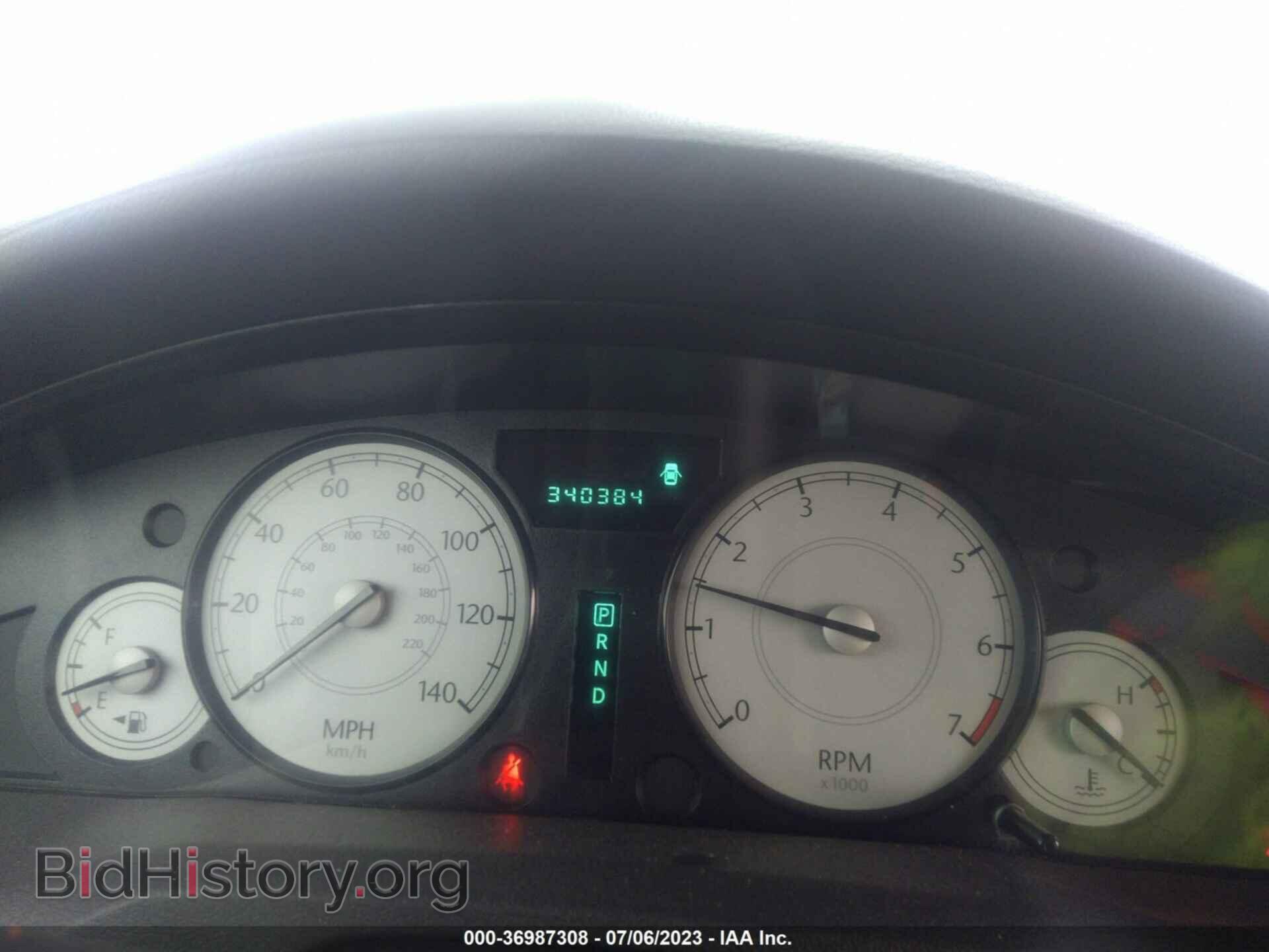 2007 CHRYSLER 300 - VIN: 2C3KA53G67H742960 - Фото 7