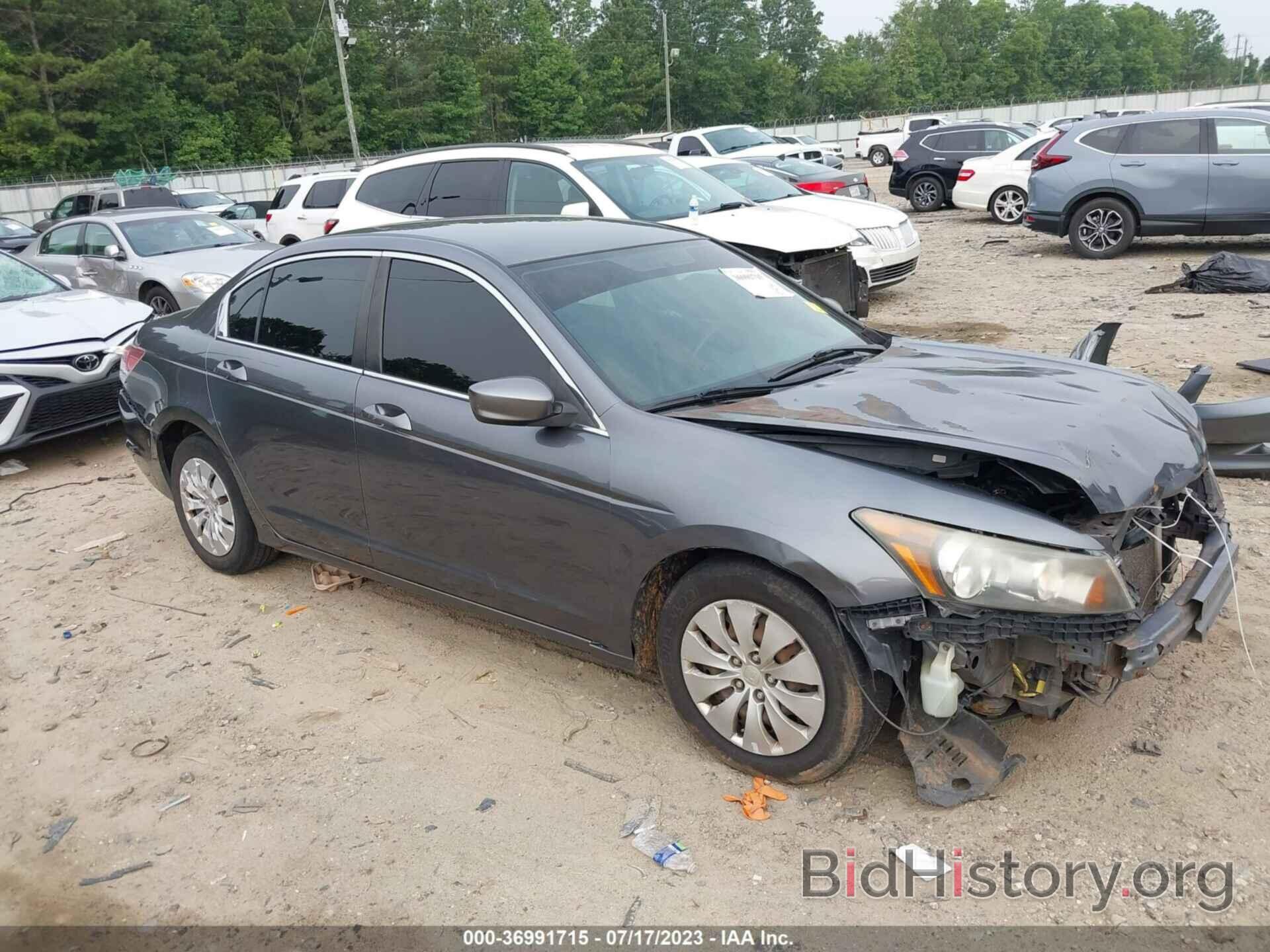 Photo 1HGCP2F34BA040439 - HONDA ACCORD SDN 2011