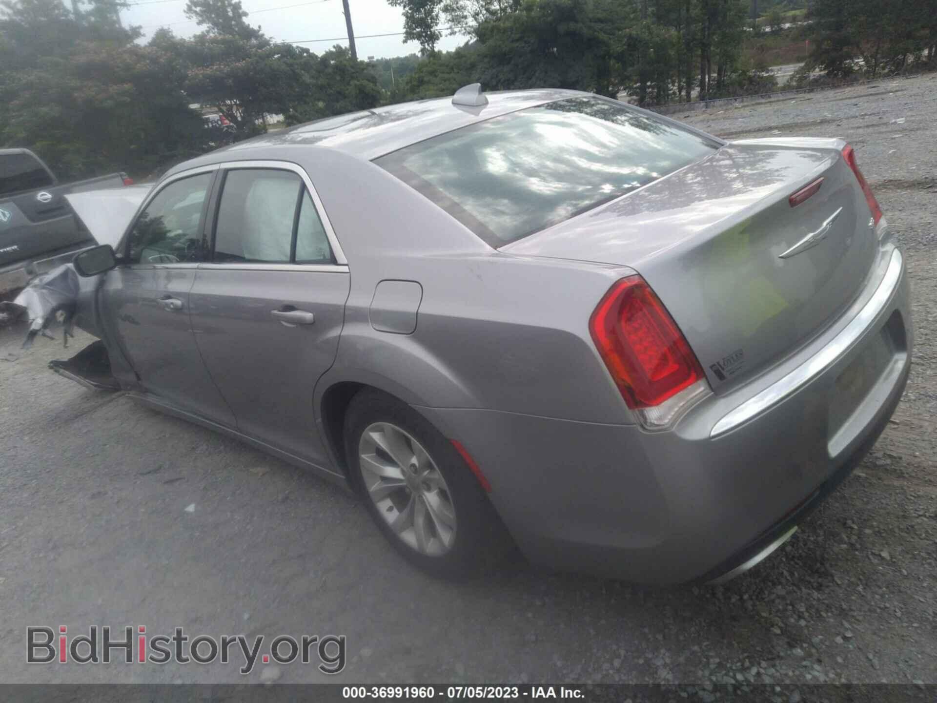 2015 CHRYSLER 300 - VIN: 2C3CCAAG3FH931171 - Фото 3
