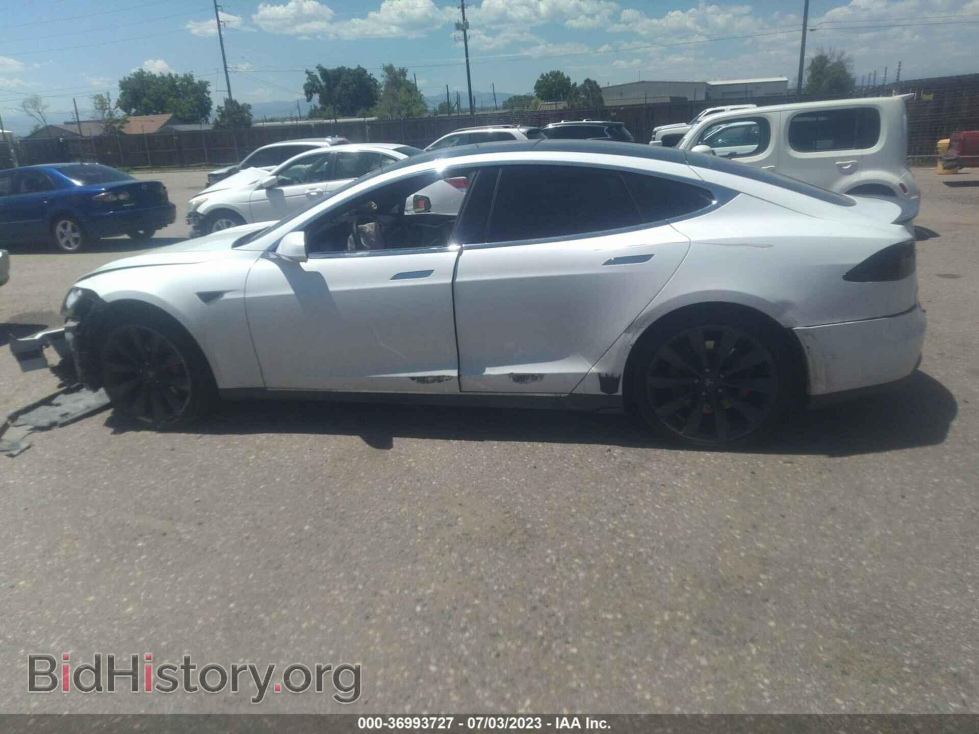 2014 TESLA MODEL S - VIN: 5YJSA1H1XEFP58638 - Фото 14