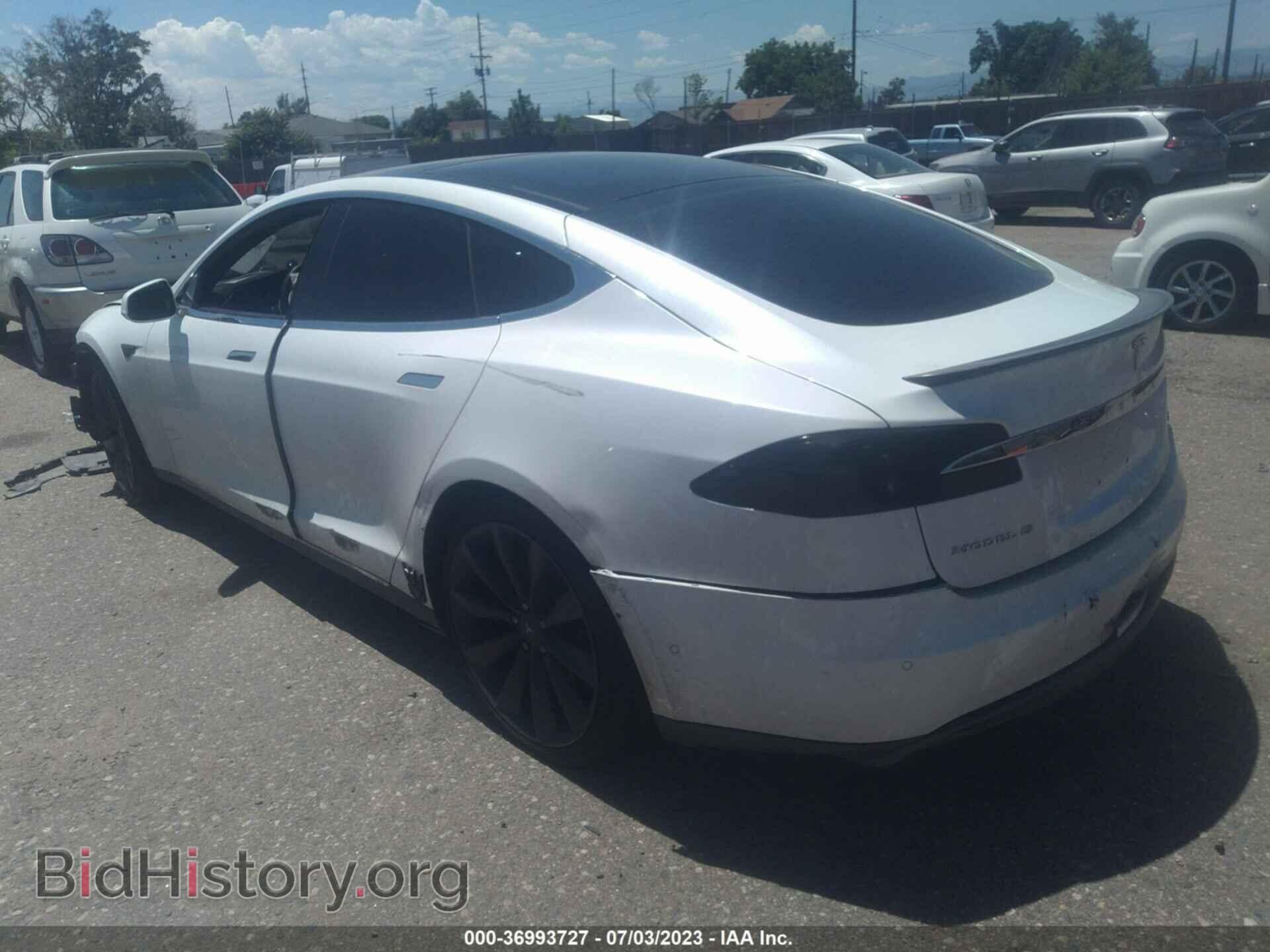 2014 TESLA MODEL S - VIN: 5YJSA1H1XEFP58638 - Фото 3