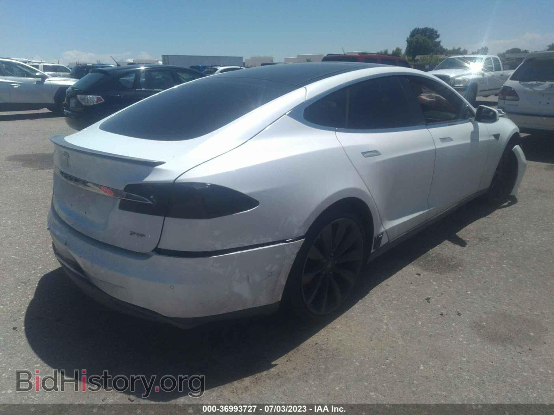 2014 TESLA MODEL S - VIN: 5YJSA1H1XEFP58638 - Фото 4