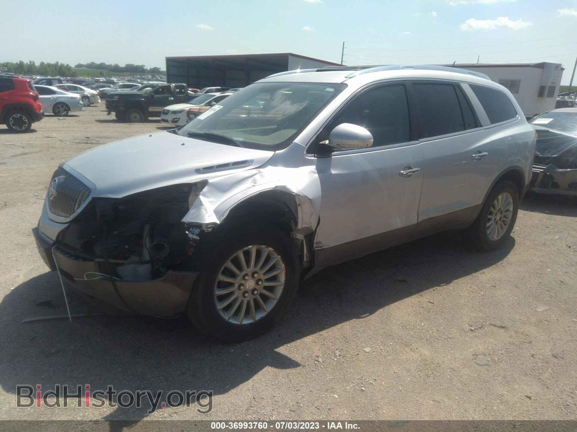 2012 BUICK ENCLAVE - VIN: 5GAKVCED8CJ251095 - Фото 2