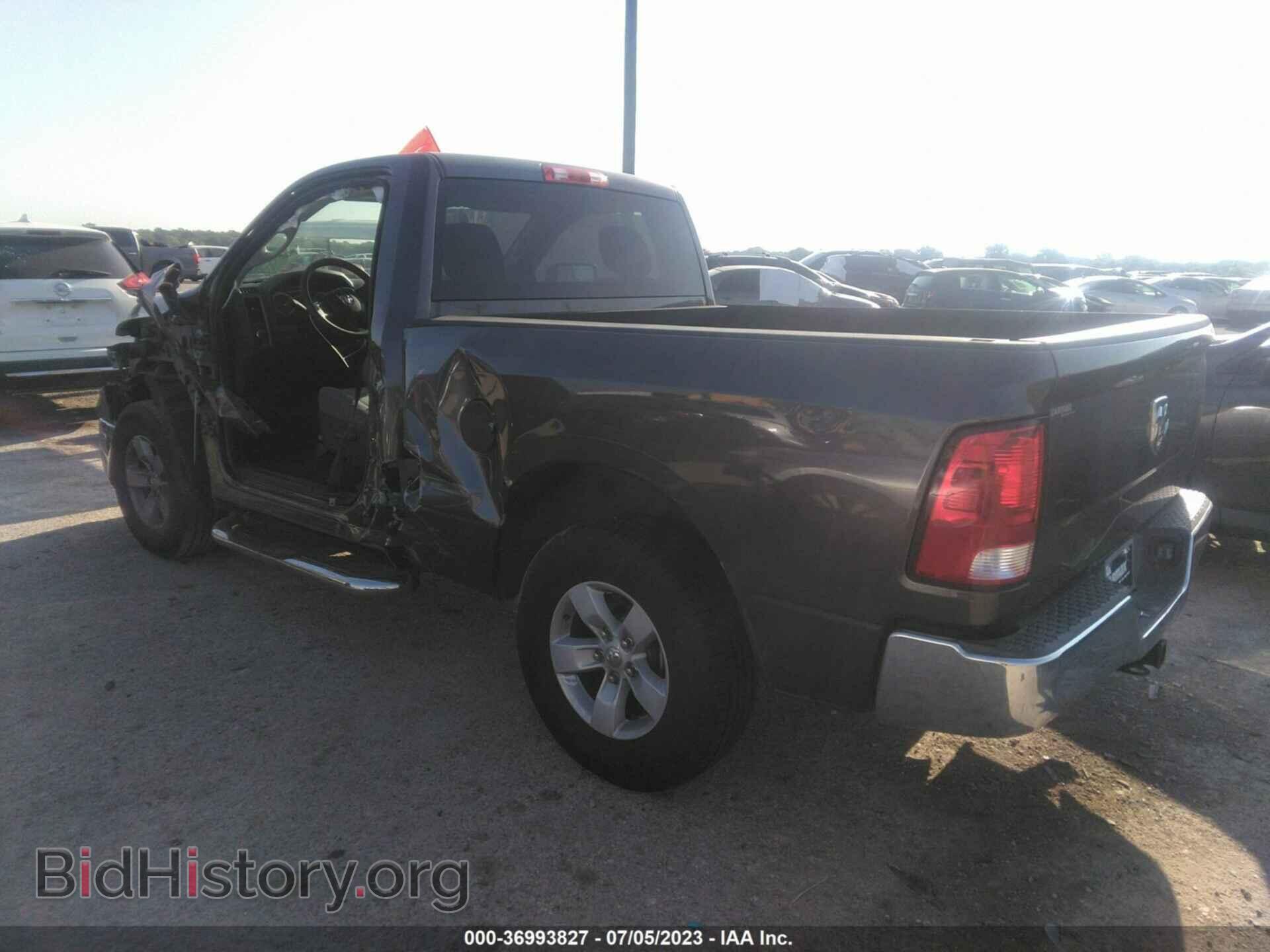 2017 RAM 1500 - VIN: 3C6JR6AG4HG706914 - Фото 3