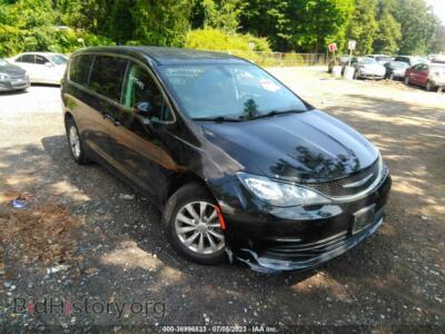 2017 Chrysler PACIFICA Touring, black — VIN 2C4RC1DG5HR676084, IAAI