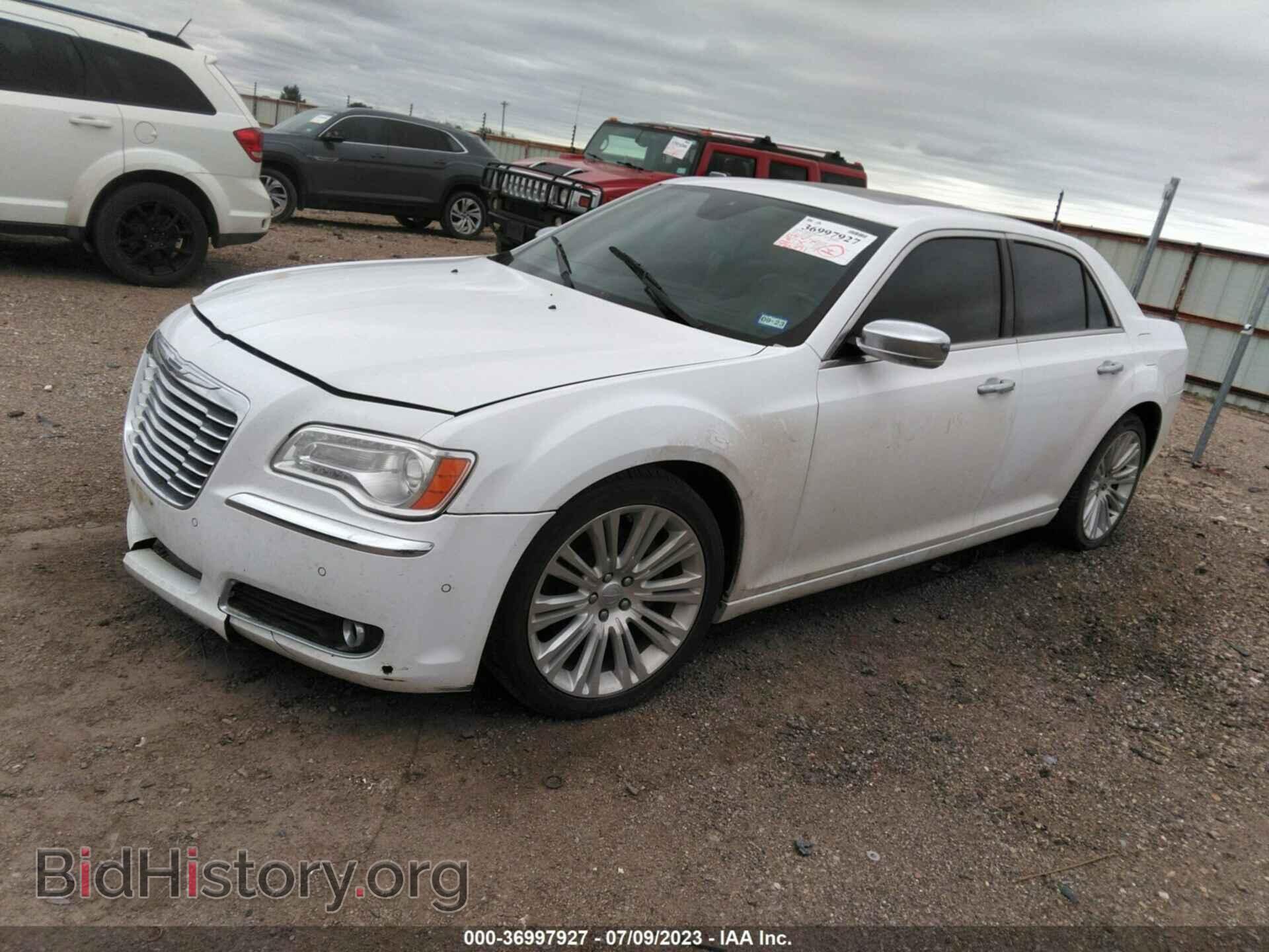 2012 CHRYSLER 300C - VIN: 2C3CCAET7CH229308 - Фото 2