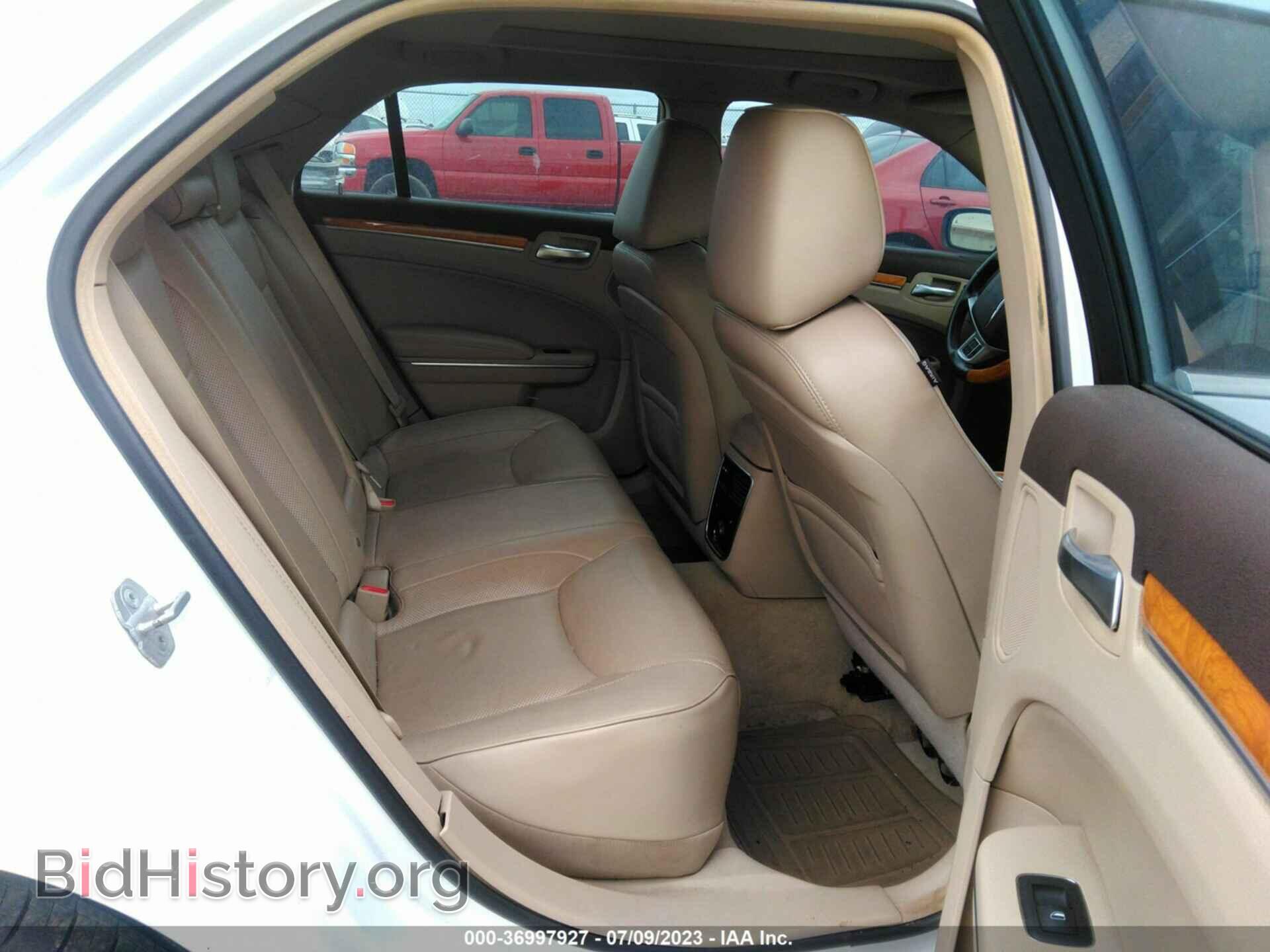 2012 CHRYSLER 300C - VIN: 2C3CCAET7CH229308 - Фото 8