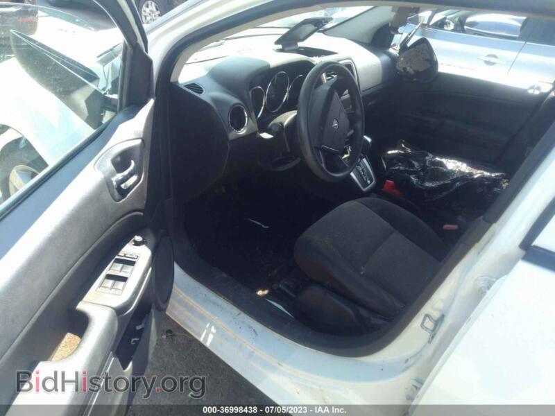 2010 Dodge CALIBER (VIN 1B3CB4HA8AD605309) — фото 5 из 11