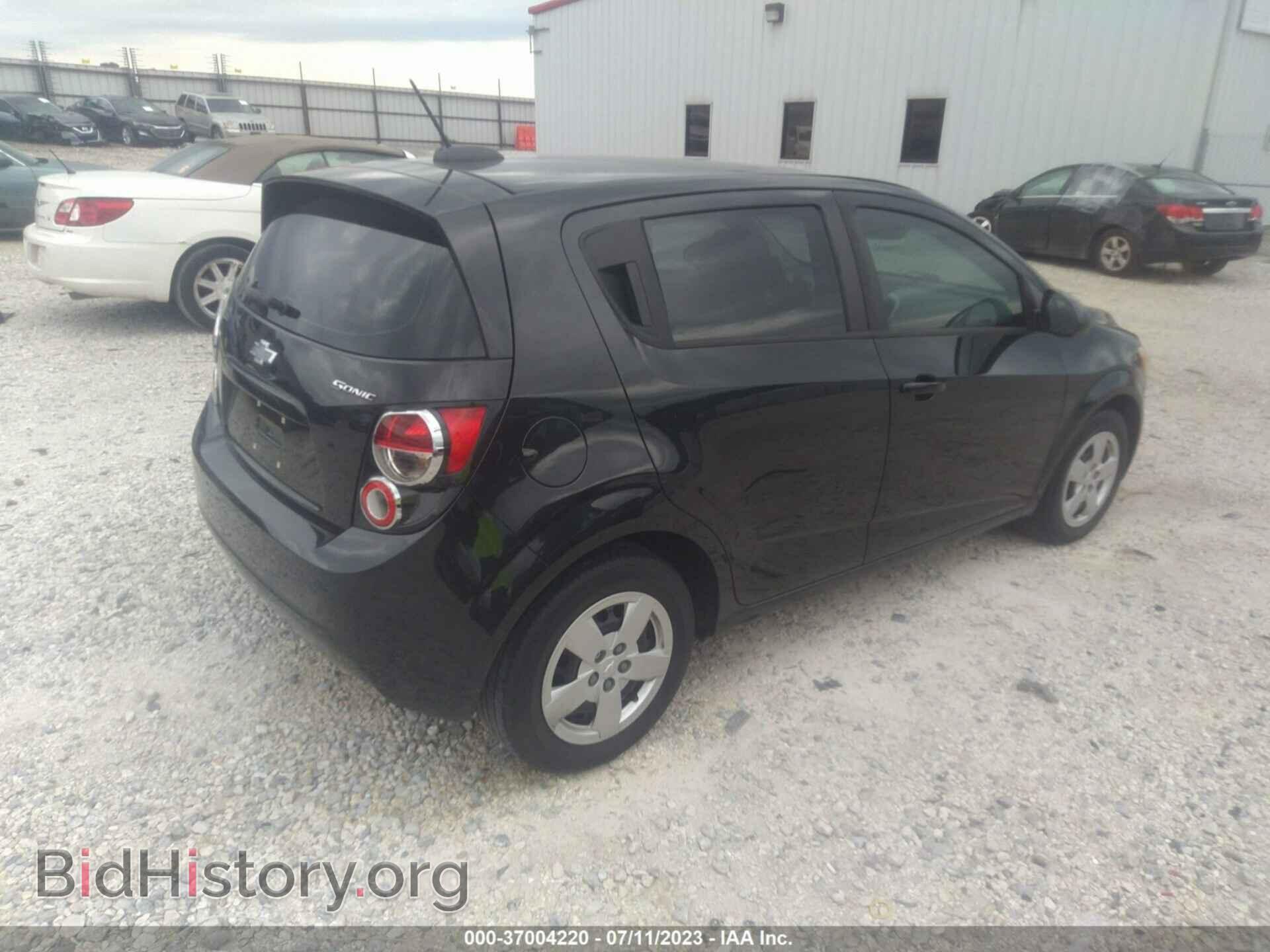 2015 CHEVROLET SONIC - VIN: 1G1JA6SH0F4138722 - Фото 4