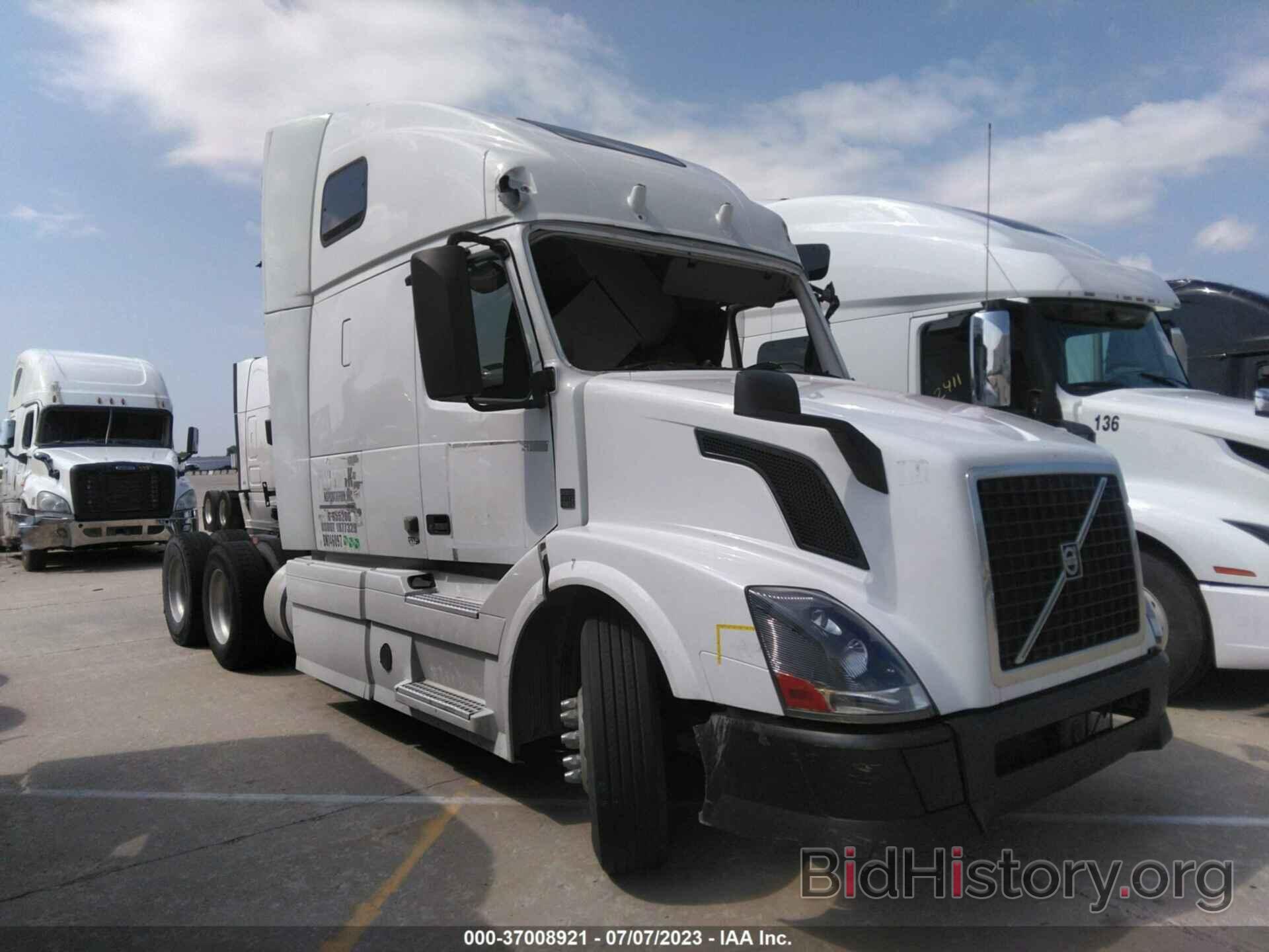 Photo 4V4NC9EH5DN146097 - VOLVO VN 2013