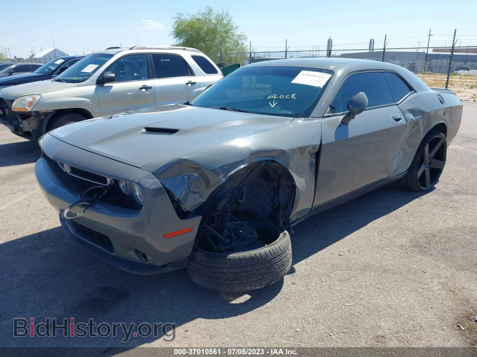 2019 DODGE CHALLENGER - VIN: 2C3CDZAG3KH669660 - Фото 2