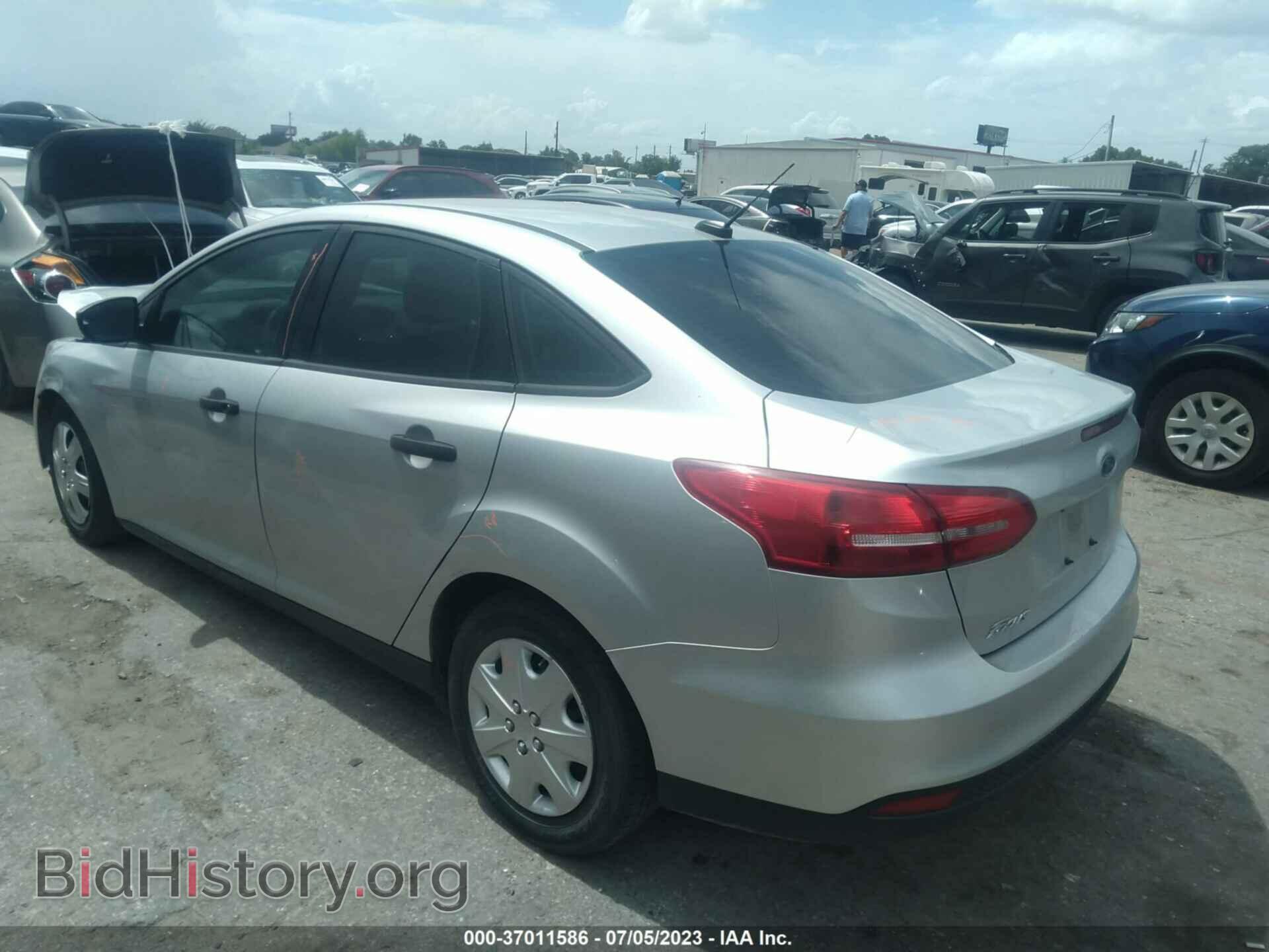 2017 FORD FOCUS - VIN: 1FADP3E23HL244329 - Фото 3