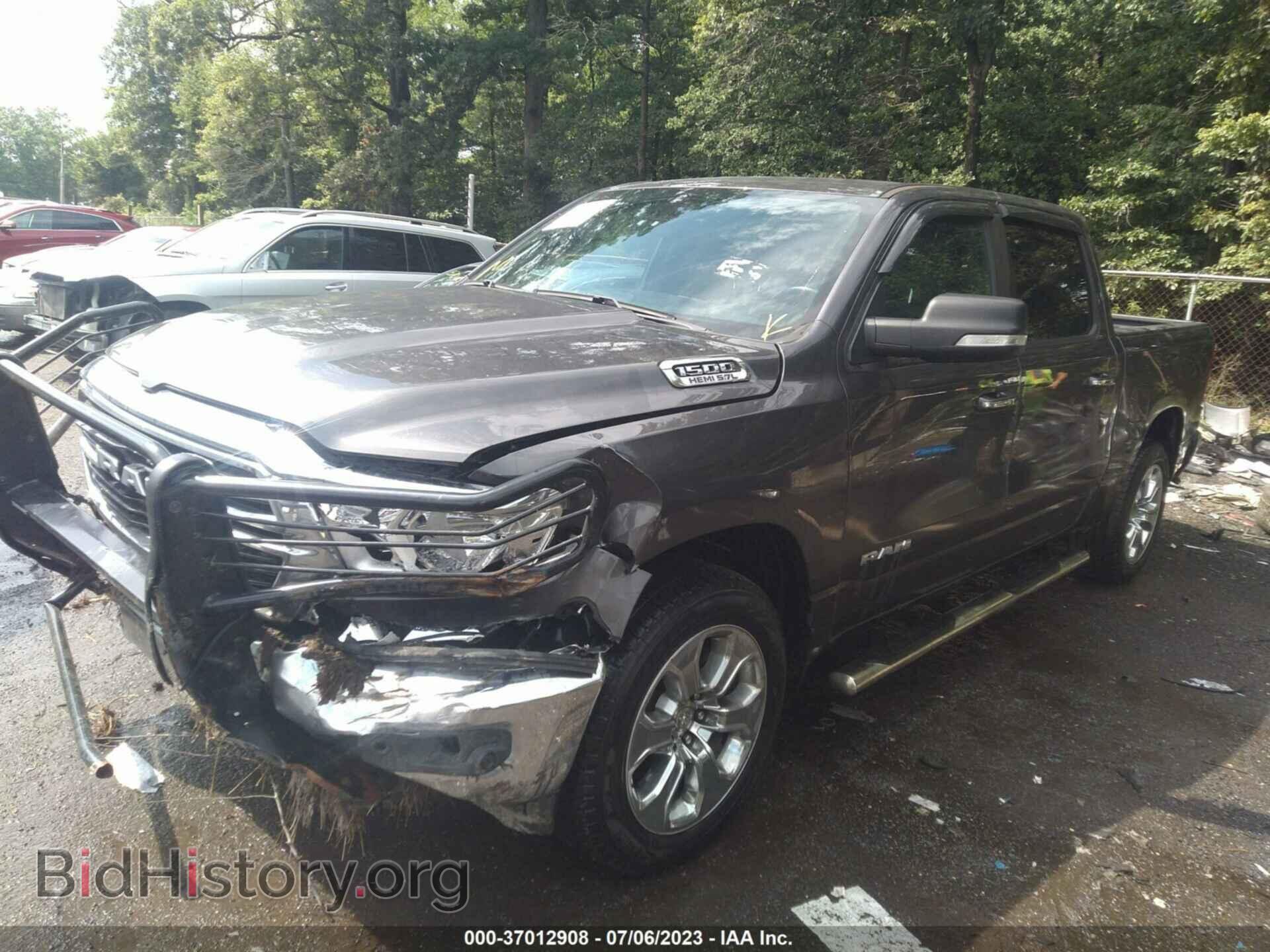 2020 RAM 1500 - VIN: 1C6SRFFTXLN284562 - Фото 2