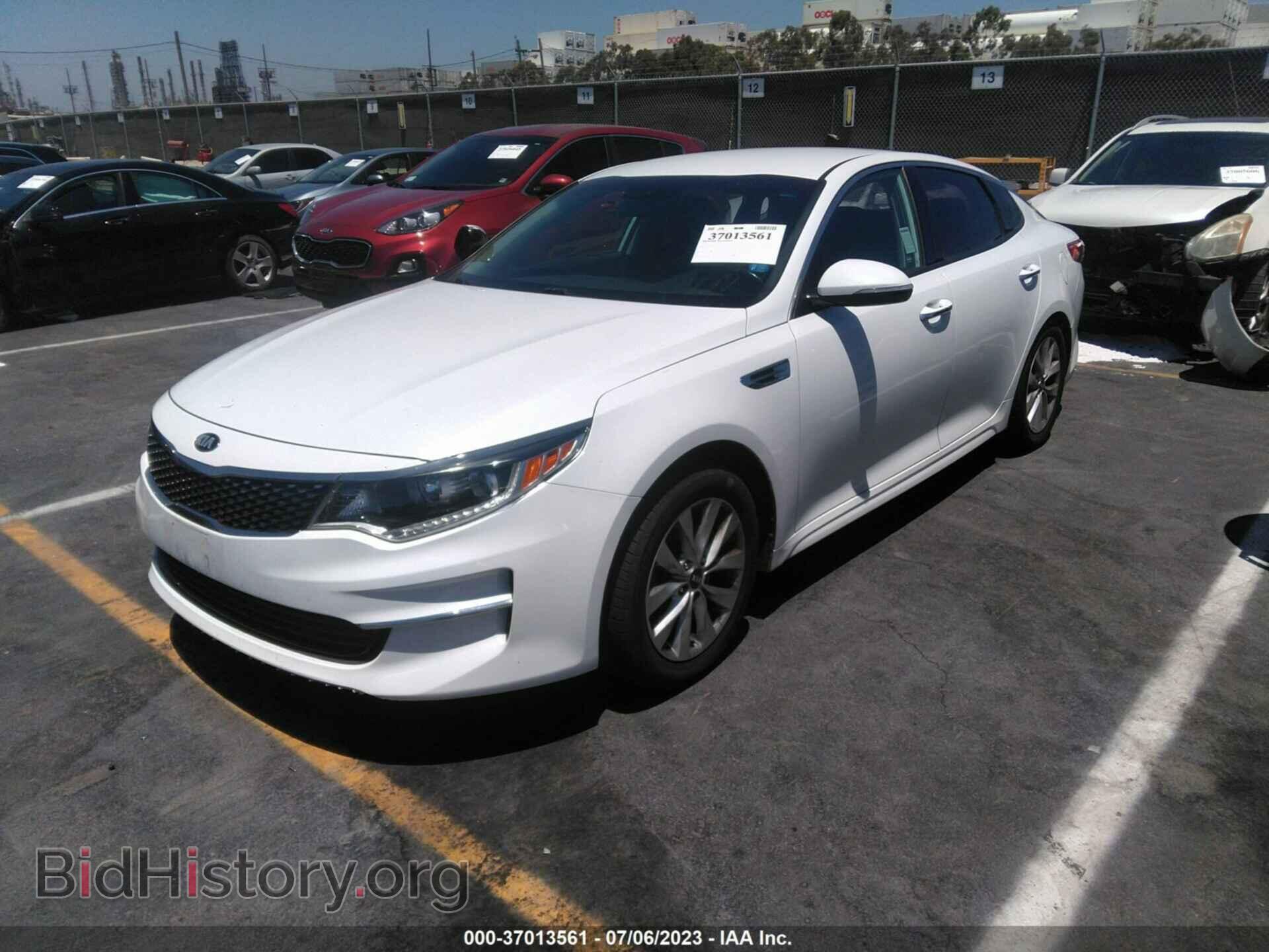 2018 KIA OPTIMA - VIN: 5XXGU4L39JG200052 - Фото 2