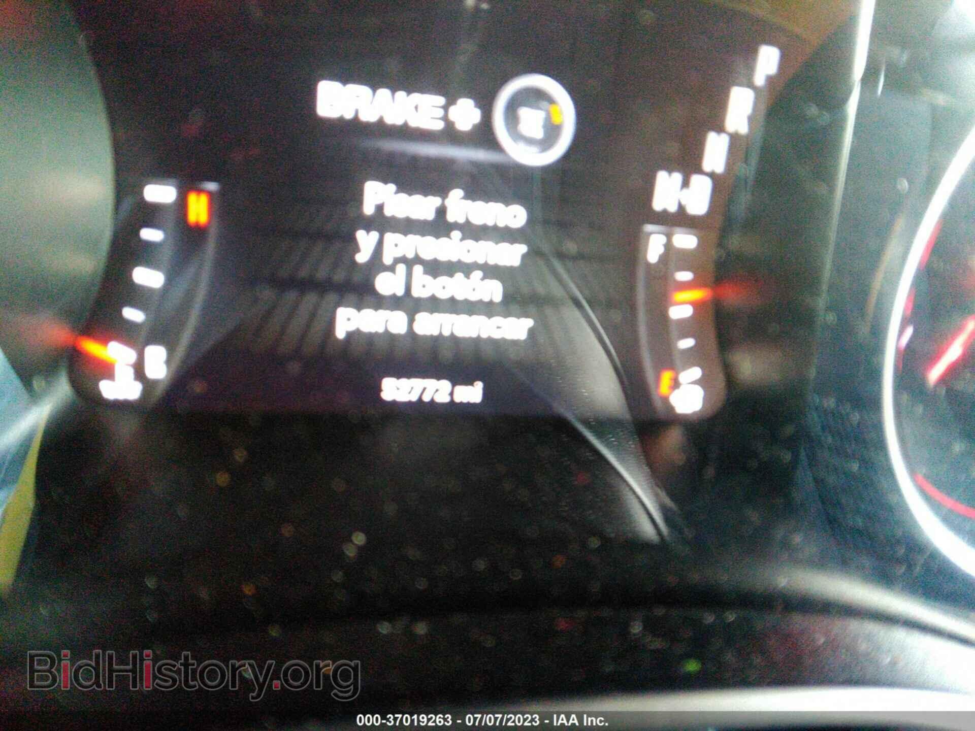 2019 DODGE CHALLENGER - VIN: 2C3CDZAG0KH565398 - Photo 16