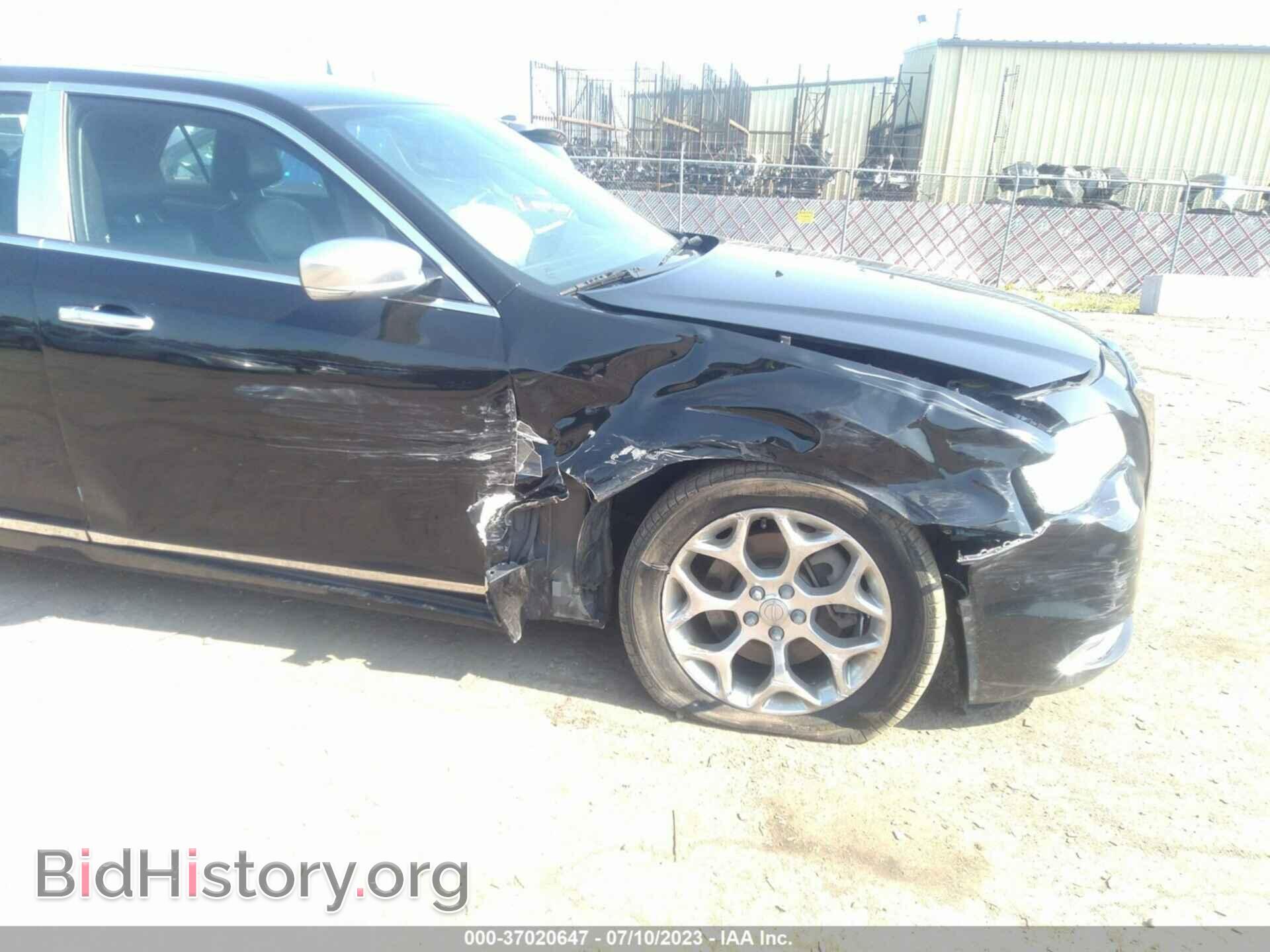 2016 CHRYSLER 300 - VIN: 2C3CCASG5GH209362 - Фото 6