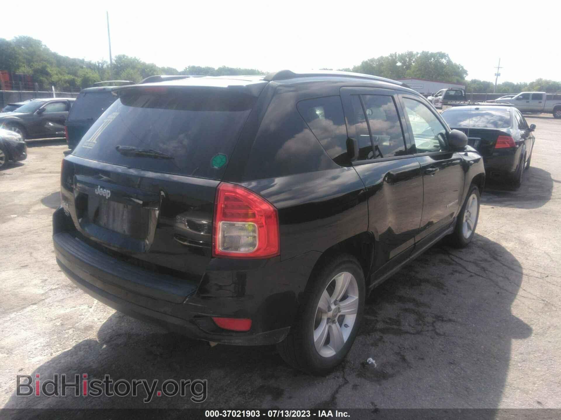 2012 JEEP COMPASS - VIN: 1C4NJDBB2CD562410 - Photo 4