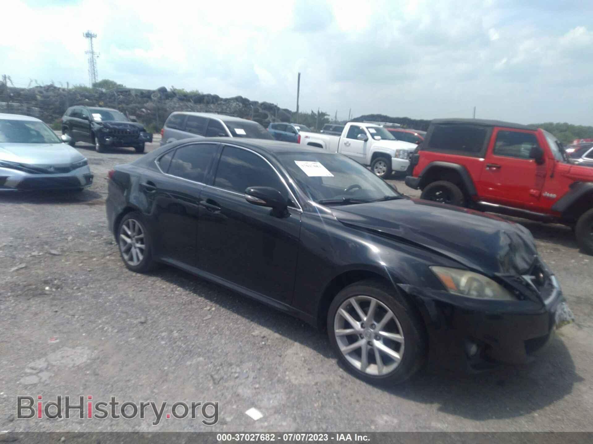 Photo JTHCF5C21C5060557 - LEXUS IS 250 2012