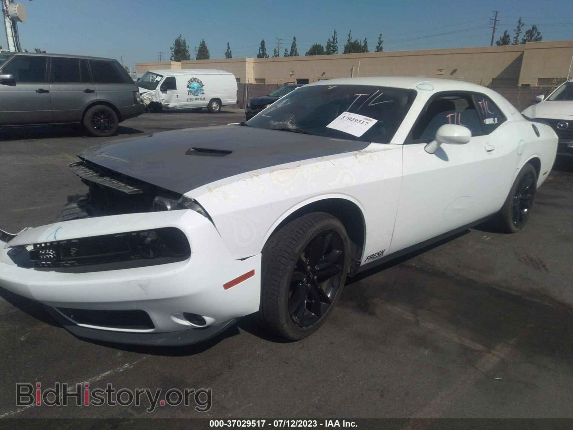 2018 DODGE CHALLENGER - VIN: 2C3CDZAG4JH142029 - Фото 2