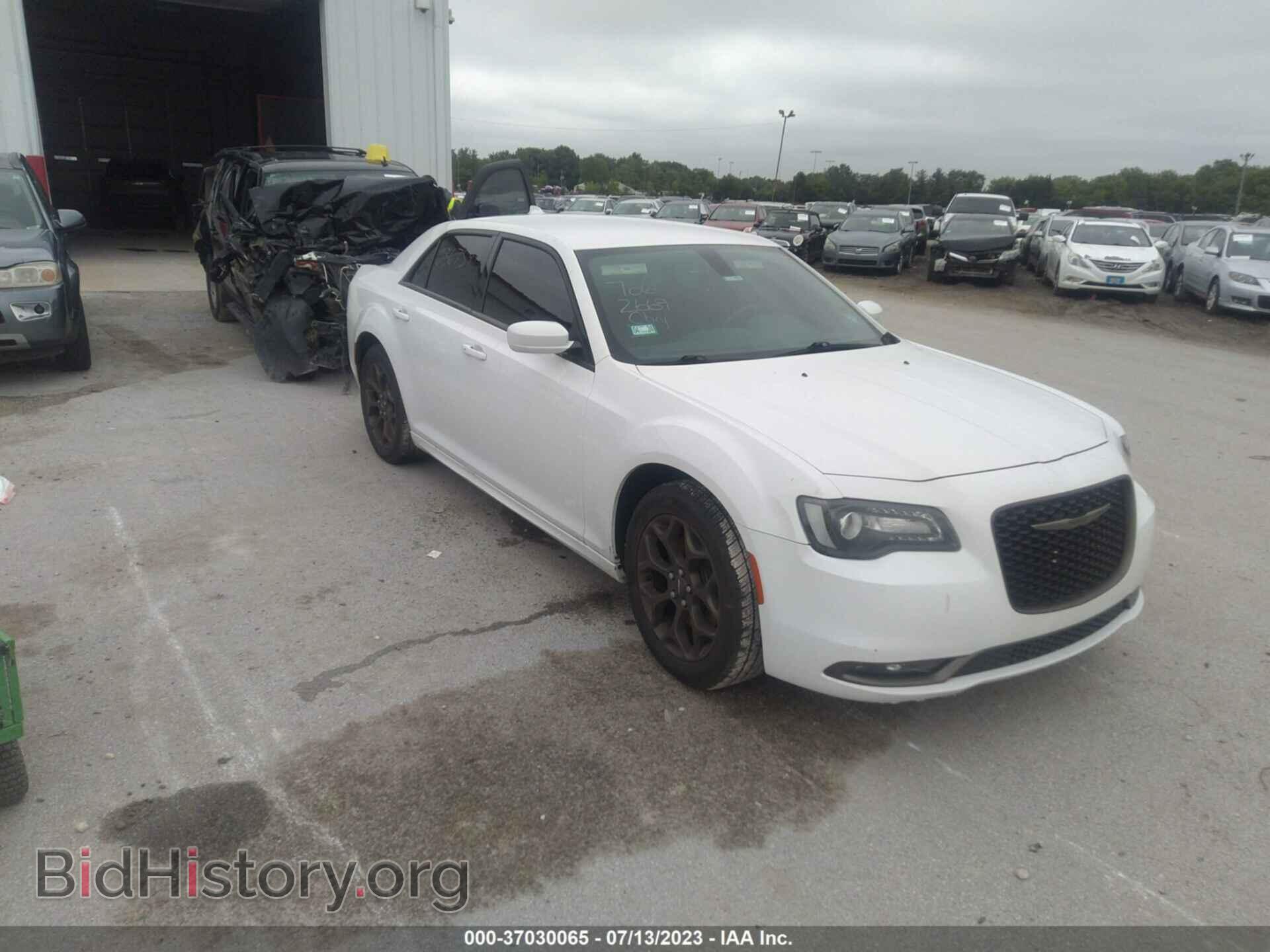 Фотография 2C3CCAGG7GH296447 - CHRYSLER 300 2016