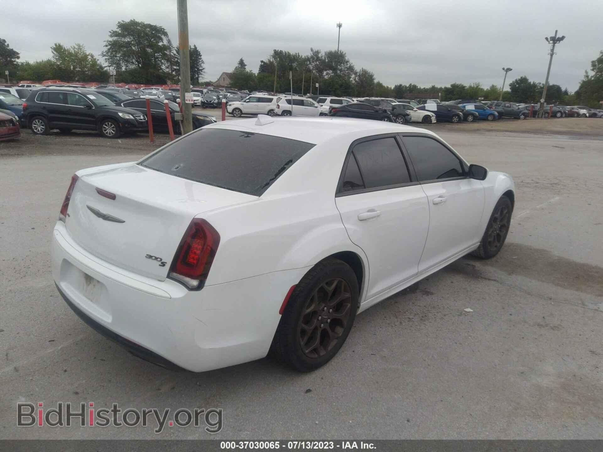 2016 CHRYSLER 300 - VIN: 2C3CCAGG7GH296447 - Фото 4
