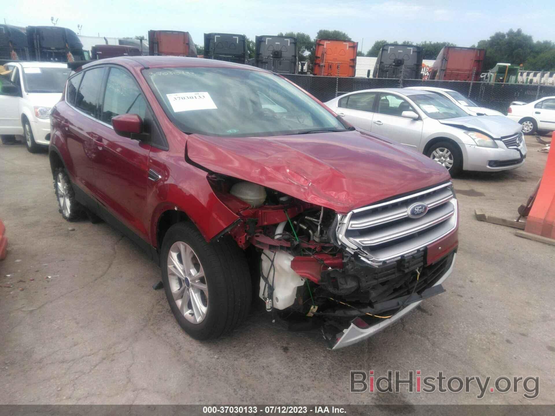 Photo 1FMCU0GD8HUC37961 - FORD ESCAPE 2017