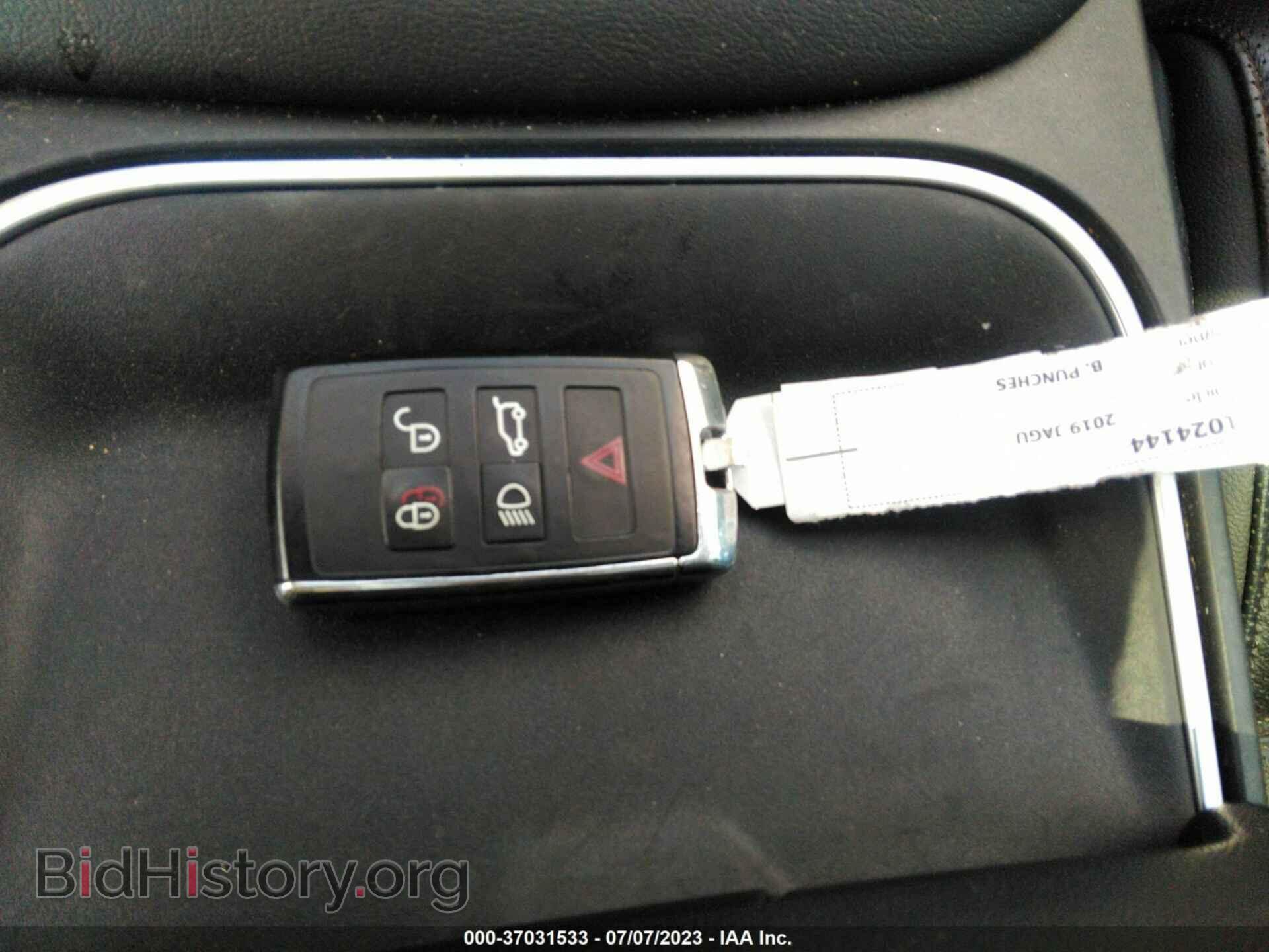 2019 JAGUAR E-PACE - VIN: SADFP2FX9K1Z40157 - Photo 11