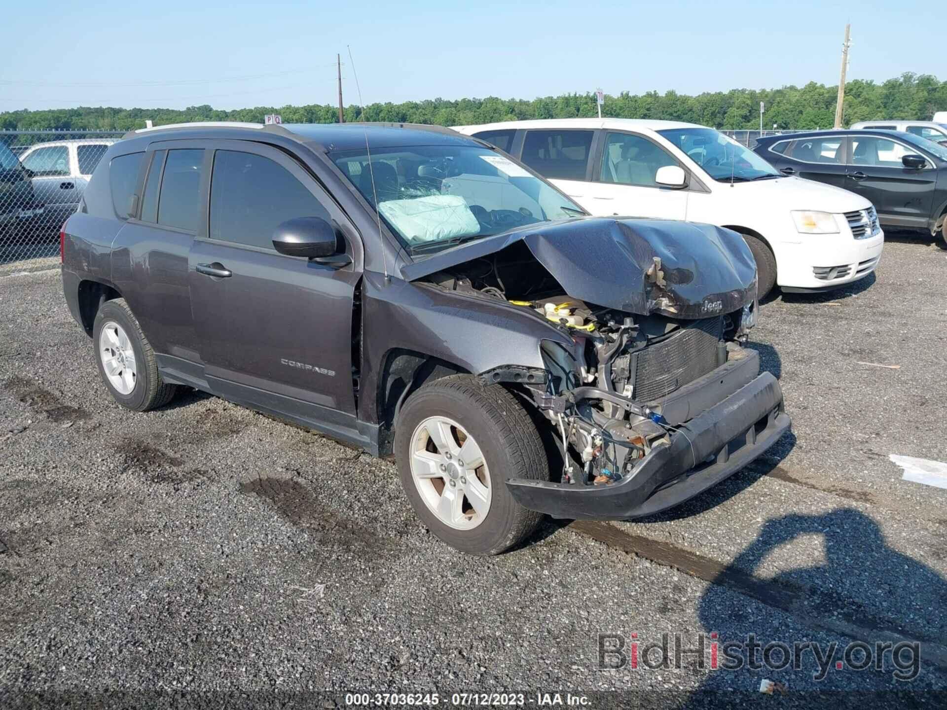 Photo 1C4NJCEB3HD182604 - JEEP COMPASS 2017