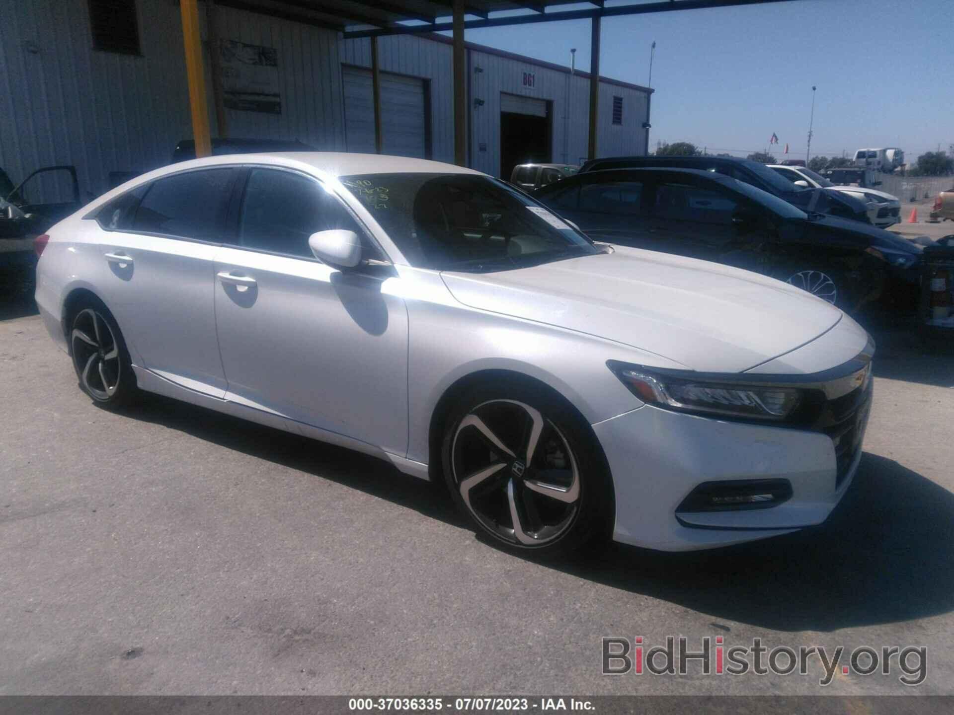 Photo 1HGCV1F32JA235521 - HONDA ACCORD SEDAN 2018