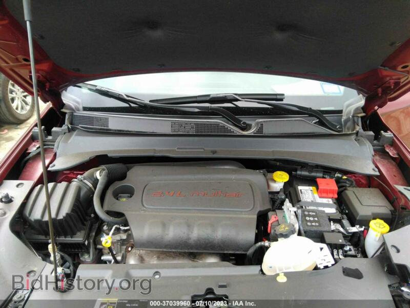2022 Jeep COMPASS (VIN 3C4NJCAB0NT213948) — photo 10 of 16