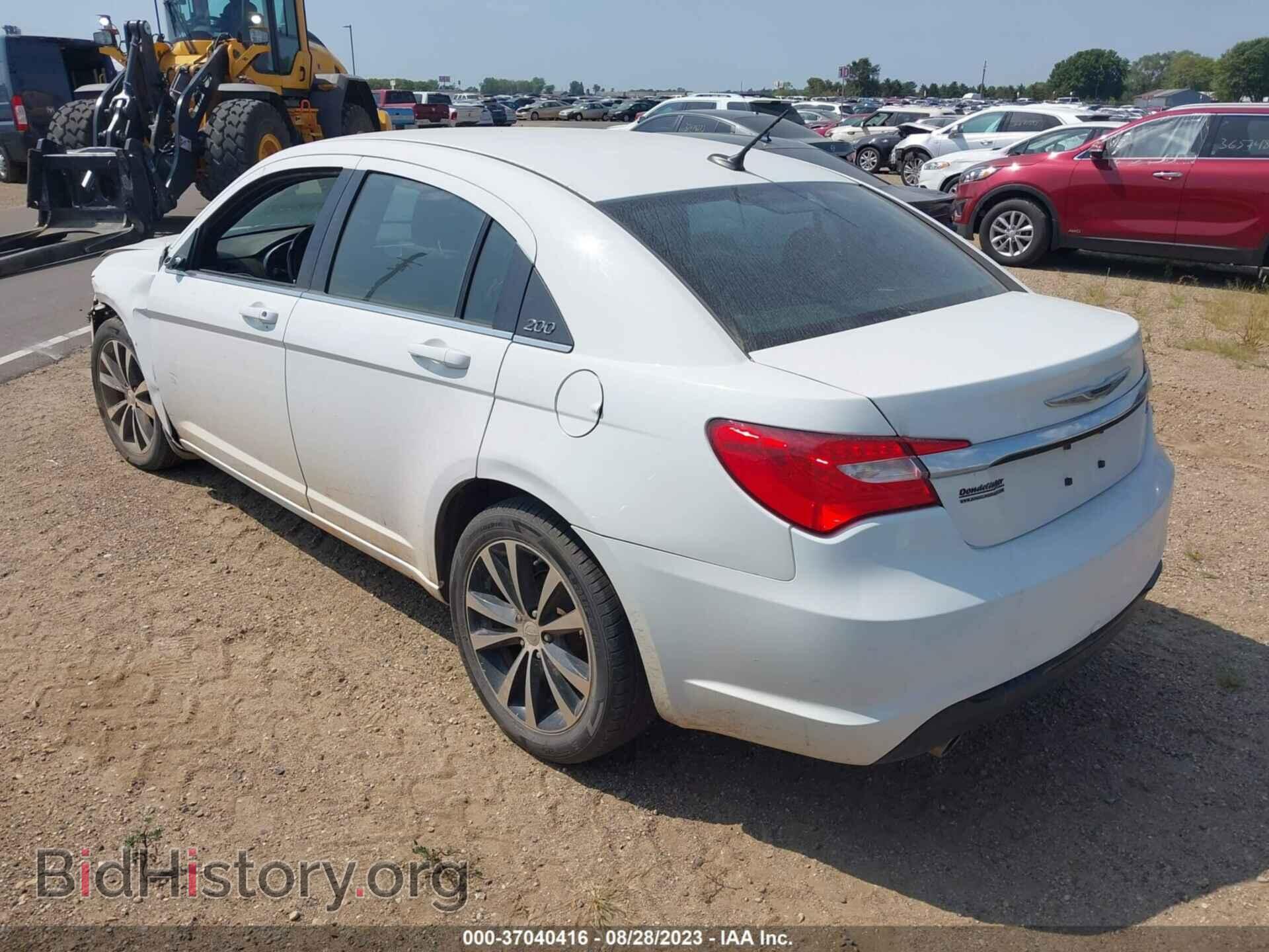 2012 CHRYSLER 200 - VIN: 1C3CCBBG4CN263050 - Фото 3