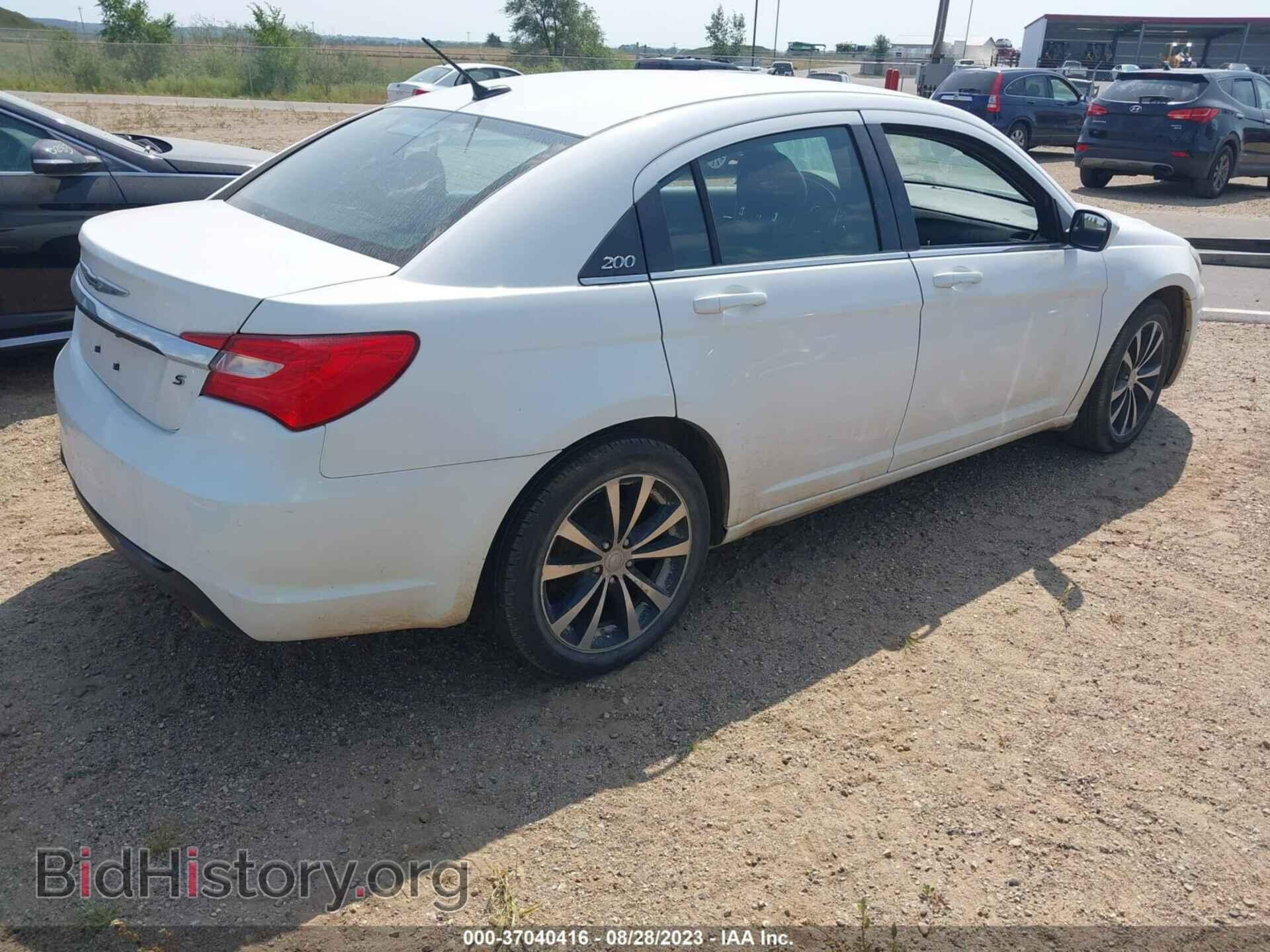 2012 CHRYSLER 200 - VIN: 1C3CCBBG4CN263050 - Фото 4