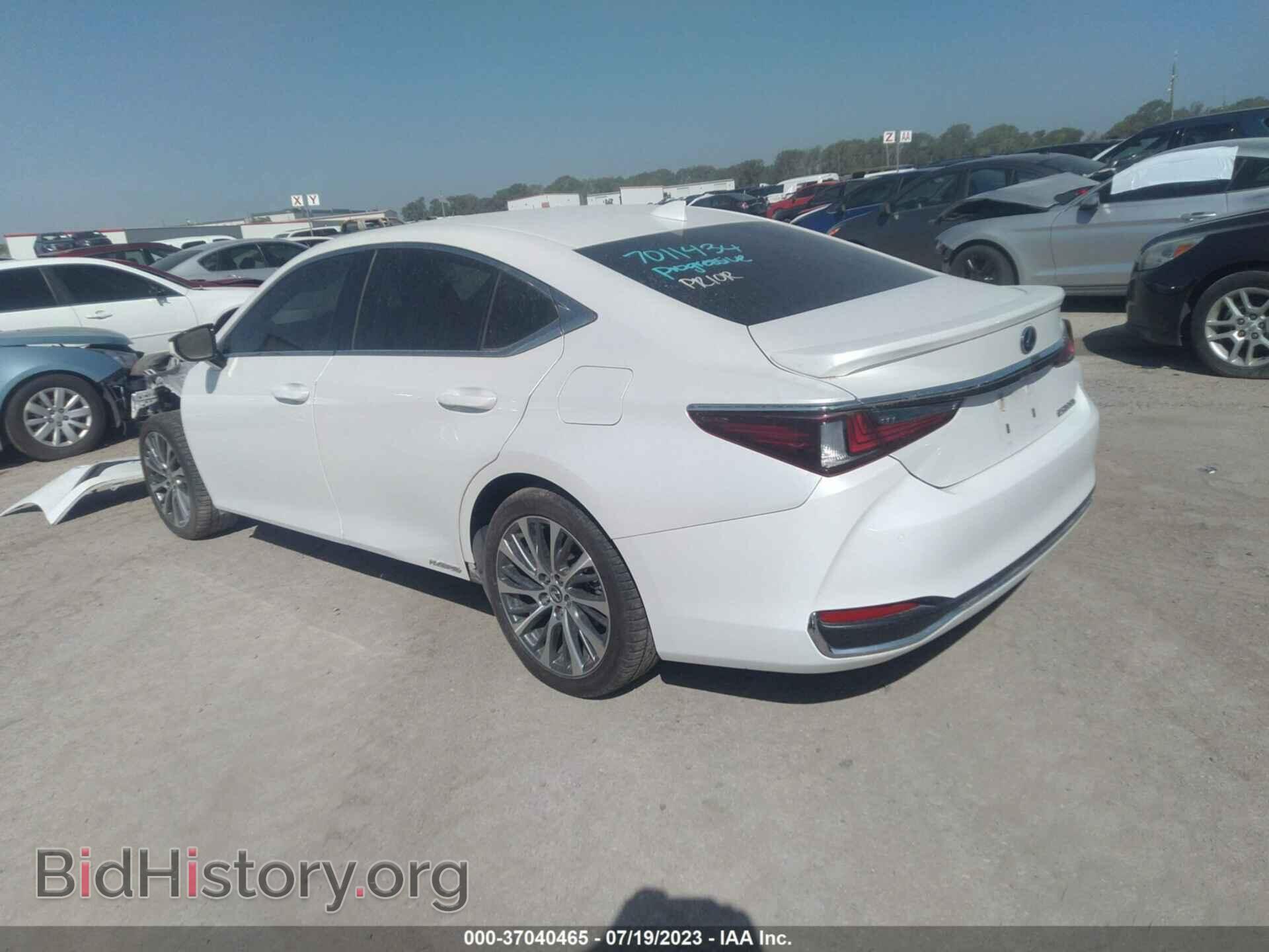 2019 LEXUS ES - VIN: JTHB21B10K2027266 - Фото 3