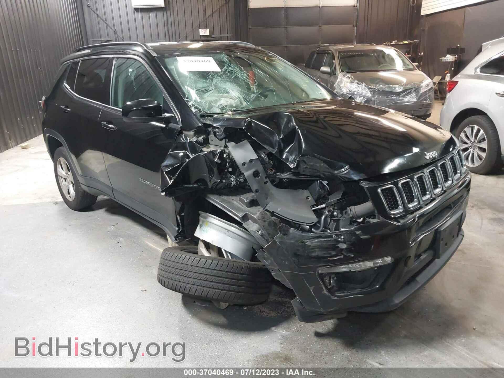 Фотография 3C4NJDBB4KT806745 - JEEP COMPASS 2019
