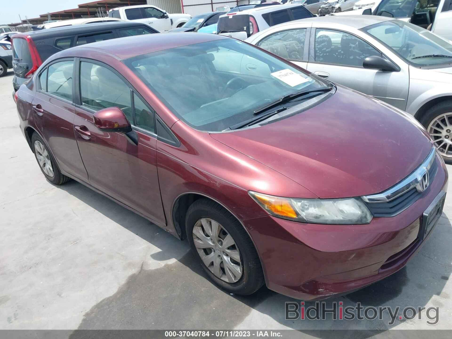 Photo 2HGFB2F50CH586770 - HONDA CIVIC SDN 2012