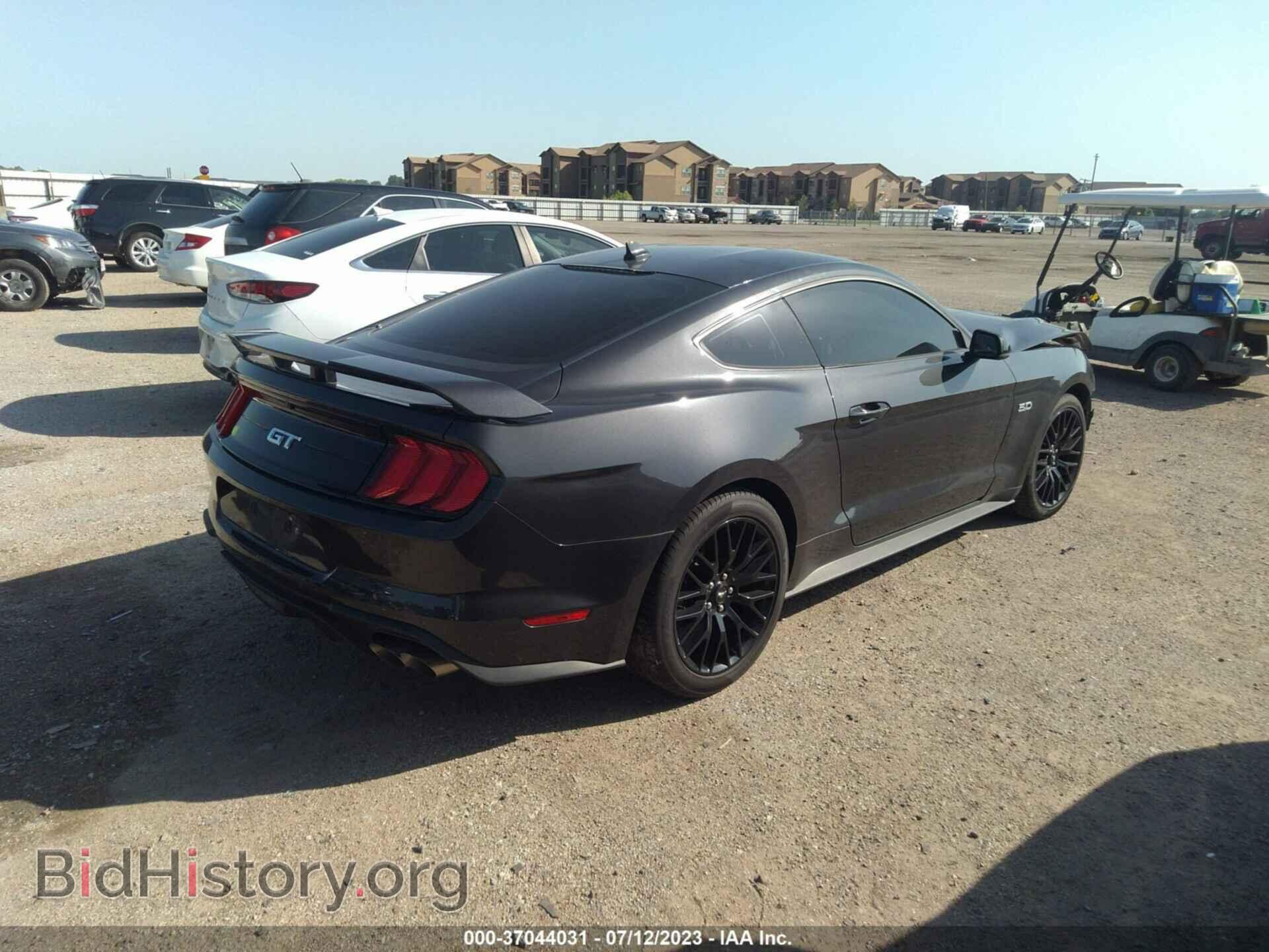 2022 FORD MUSTANG - VIN: 1FA6P8CF8N5111349 - Фото 4
