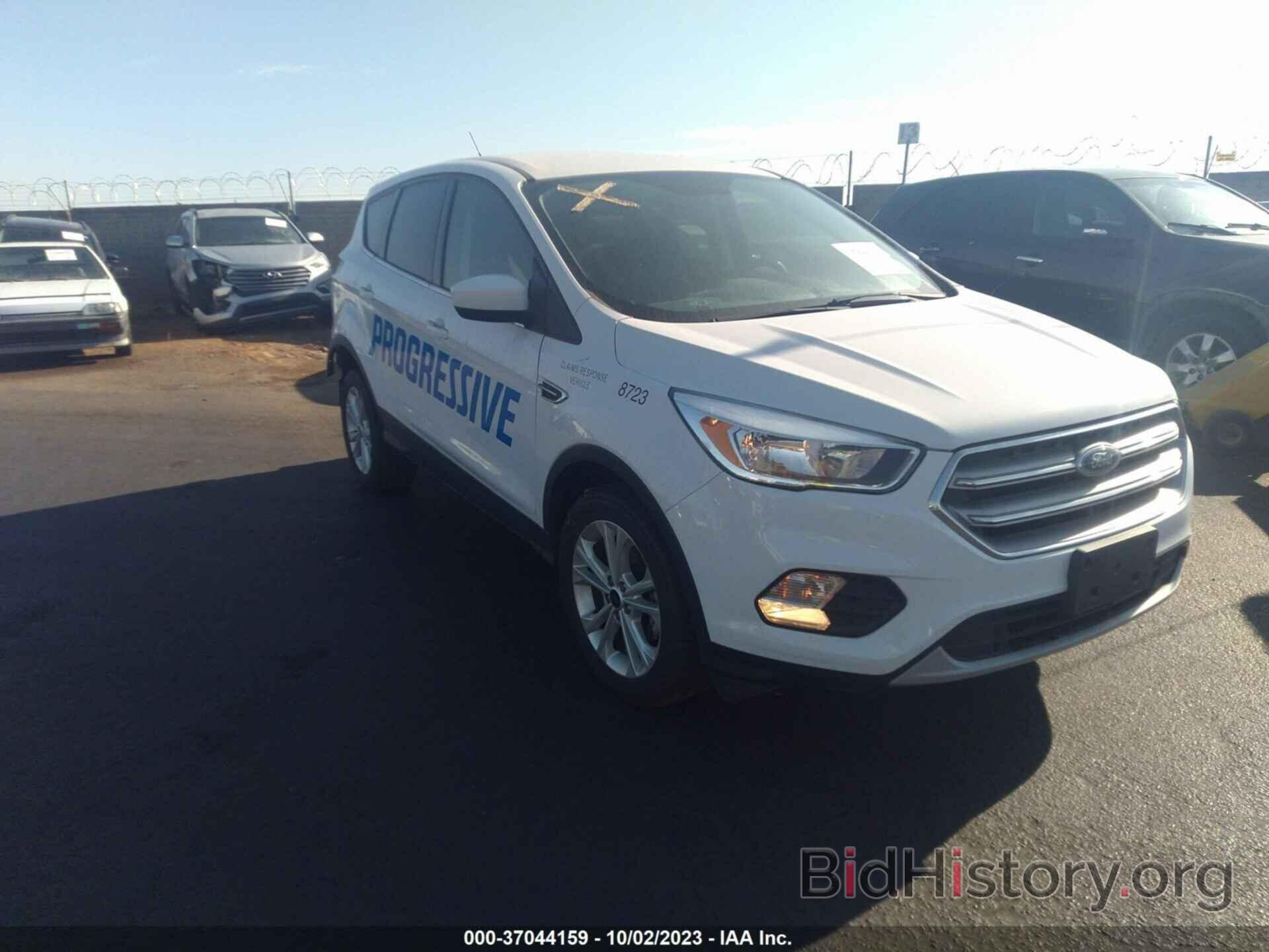 Photo 1FMCU0GD6HUD78723 - FORD ESCAPE 2017