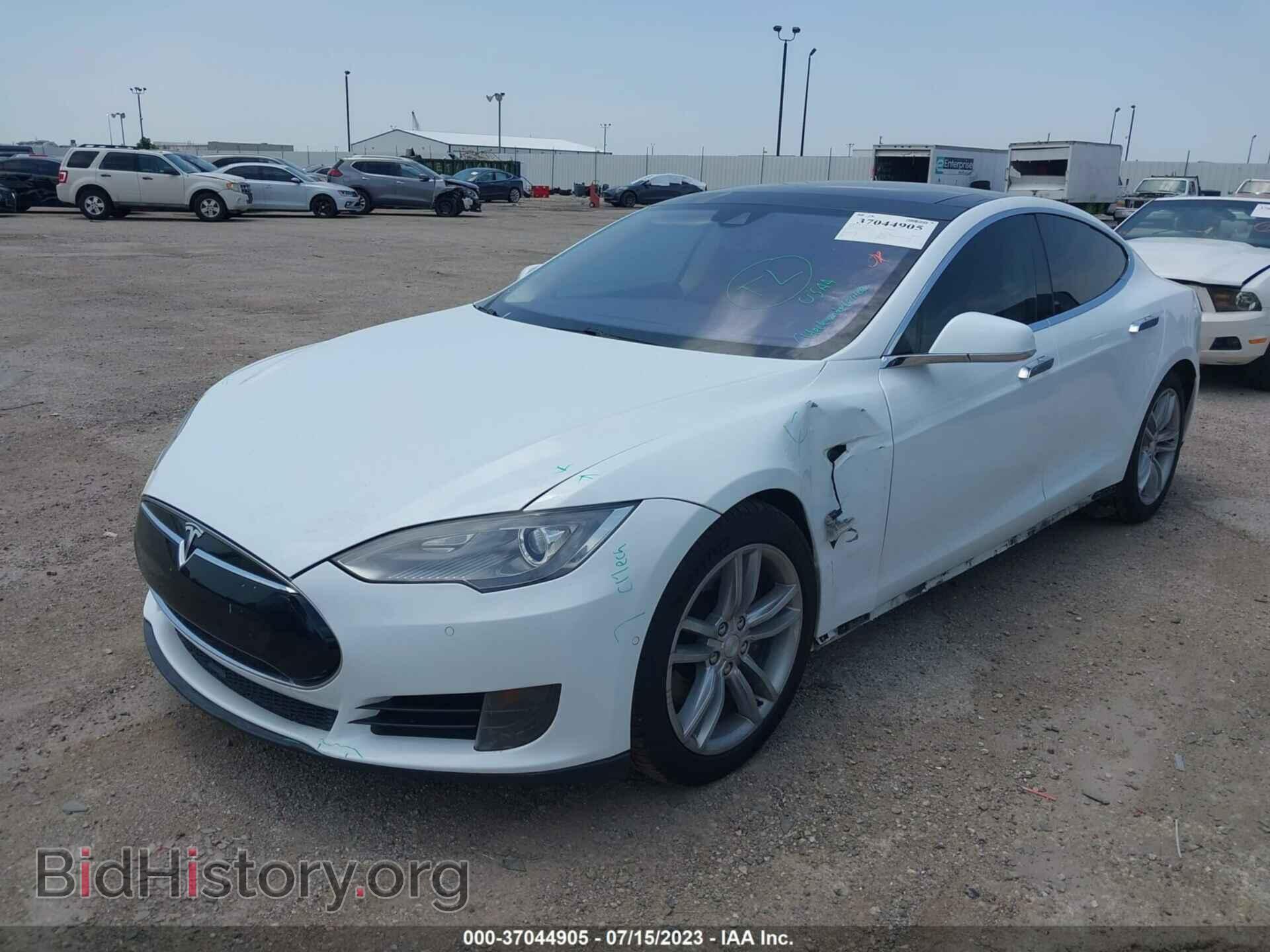 2015 TESLA MODEL S - VIN: 5YJSA1S27FF085357 - Photo 2