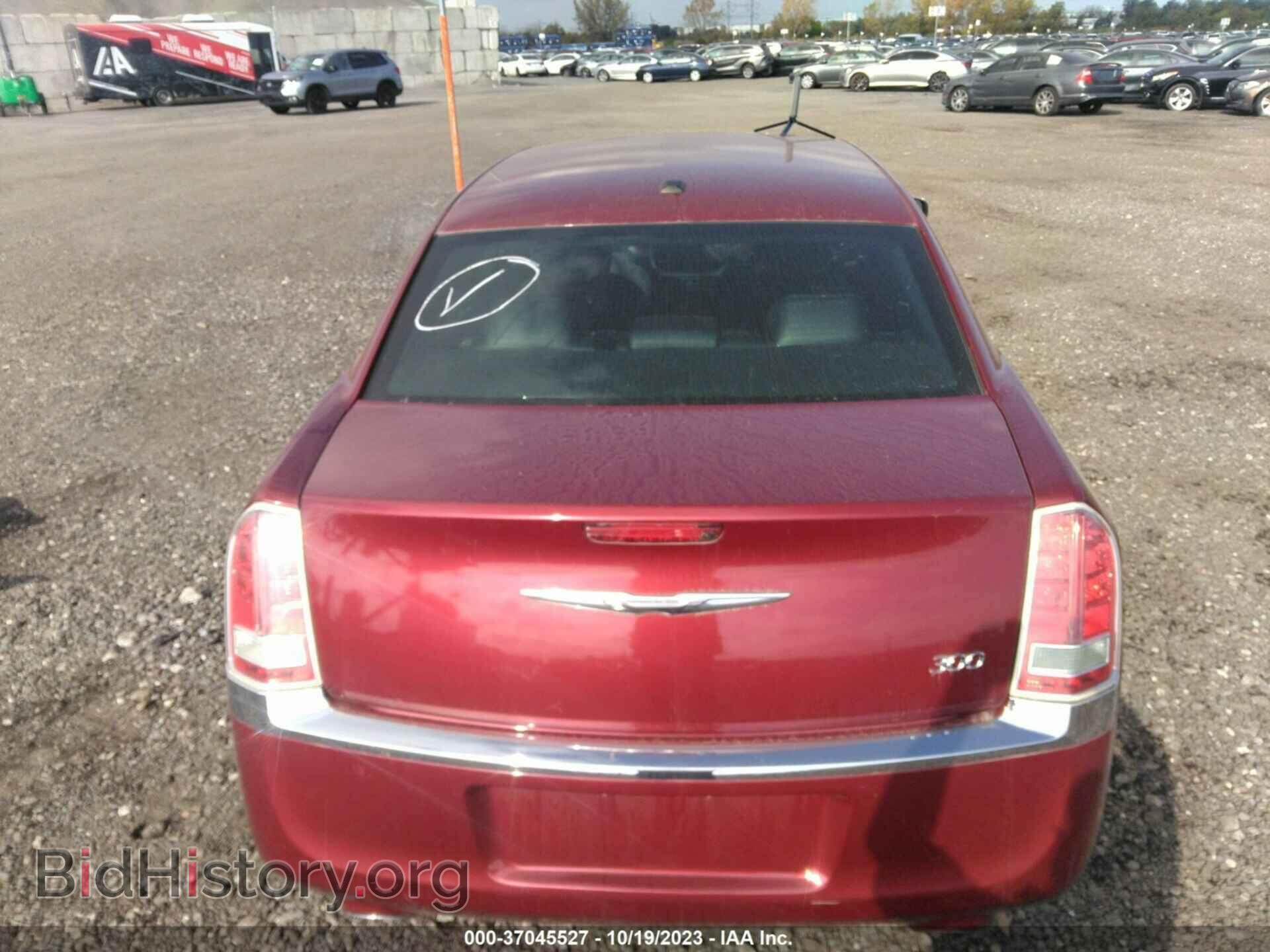 2014 CHRYSLER 300 - VIN: 2C3CCAAG8EH379892 - Фото 17