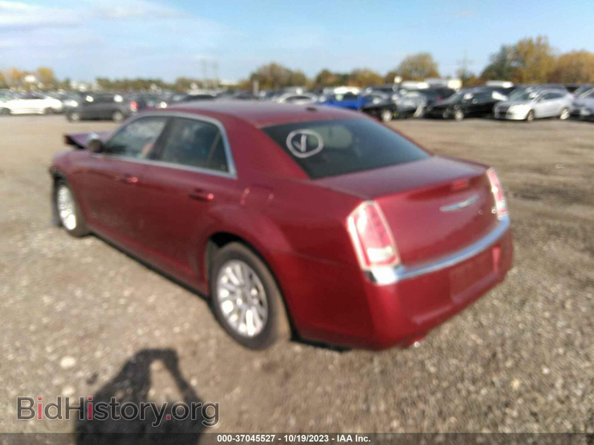 2014 CHRYSLER 300 - VIN: 2C3CCAAG8EH379892 - Фото 3