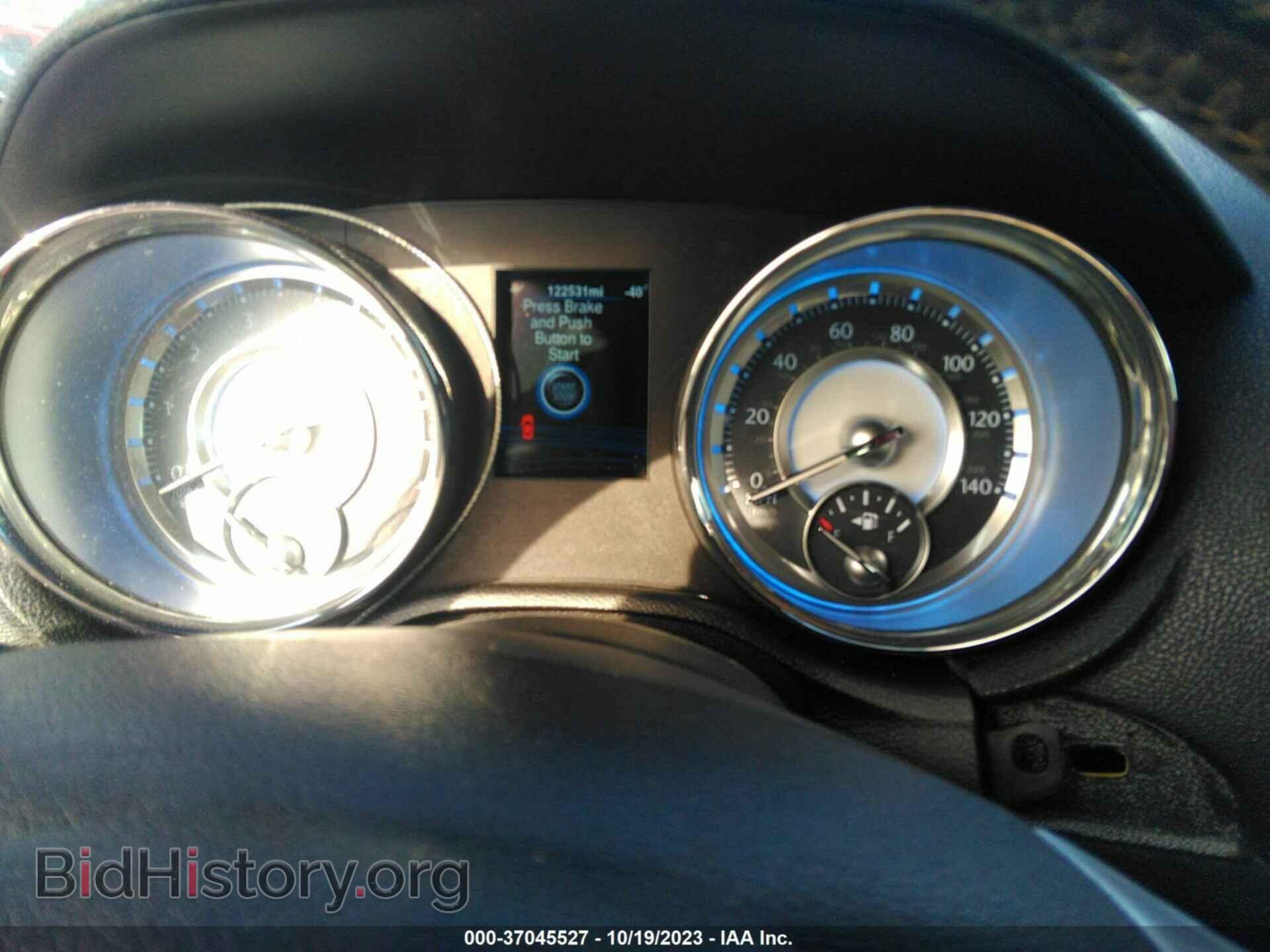 2014 CHRYSLER 300 - VIN: 2C3CCAAG8EH379892 - Фото 7