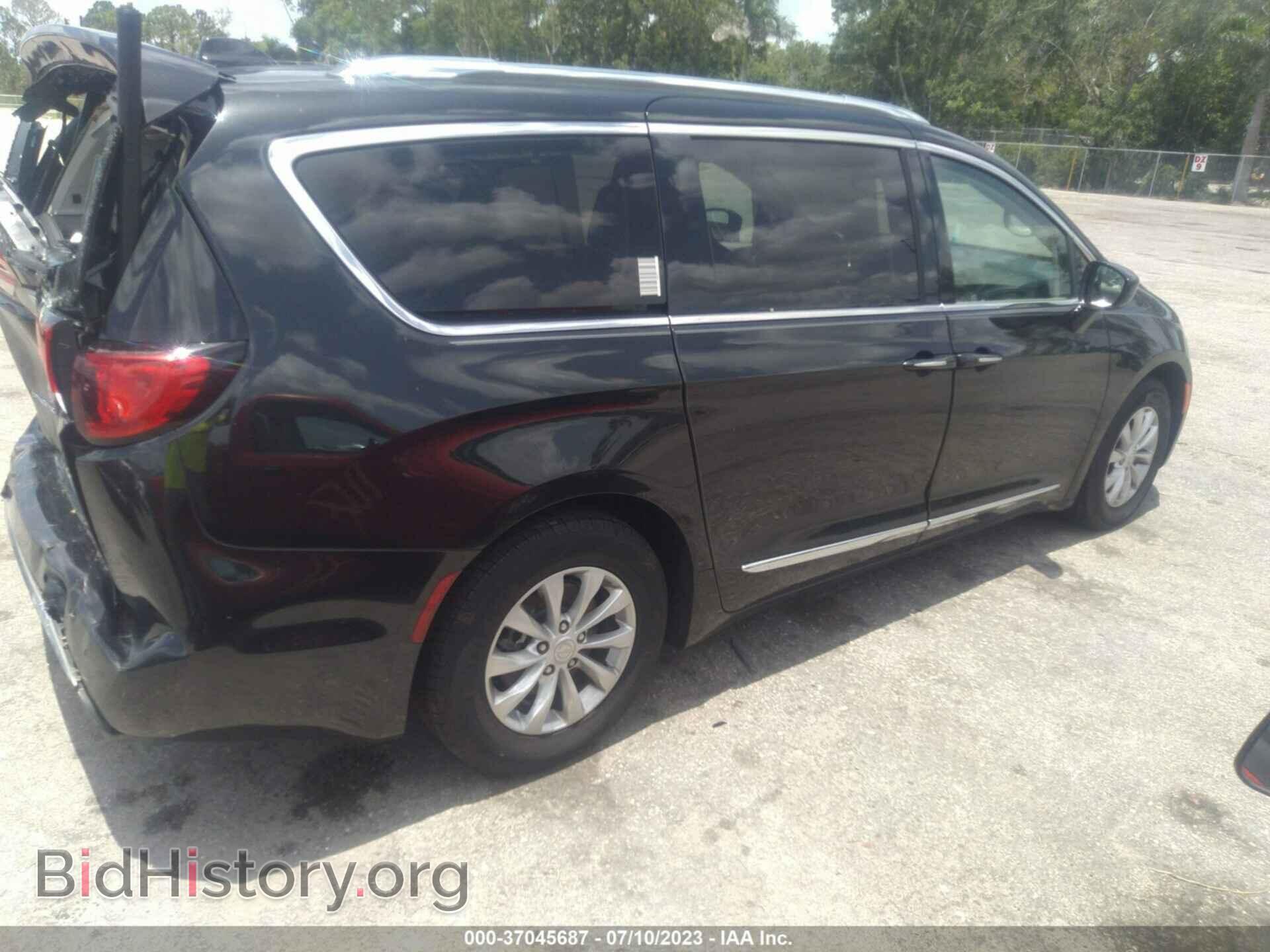 2018 CHRYSLER PACIFICA - VIN: 2C4RC1BG4JR294671 - Фото 4