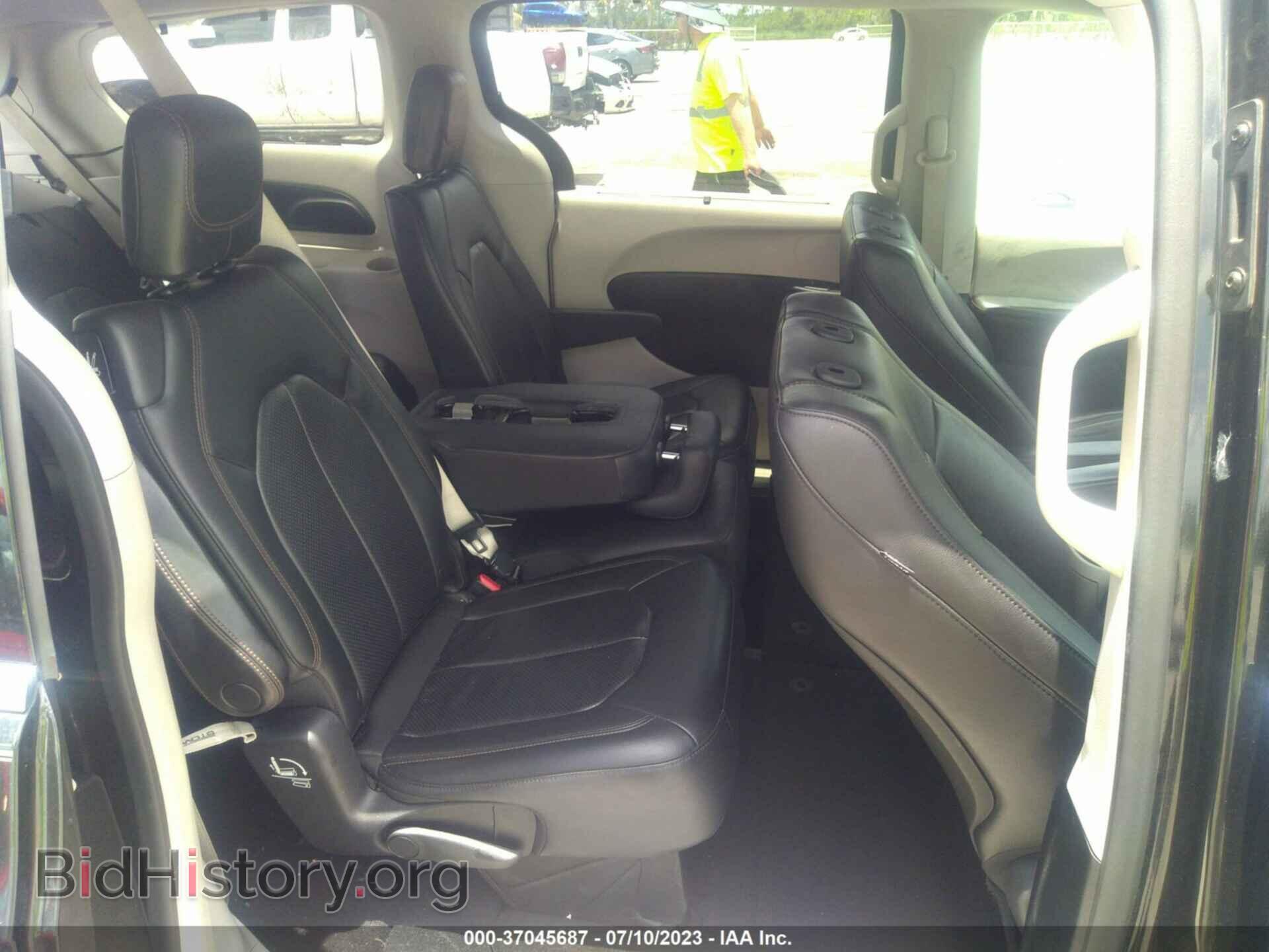 2018 CHRYSLER PACIFICA - VIN: 2C4RC1BG4JR294671 - Фото 8