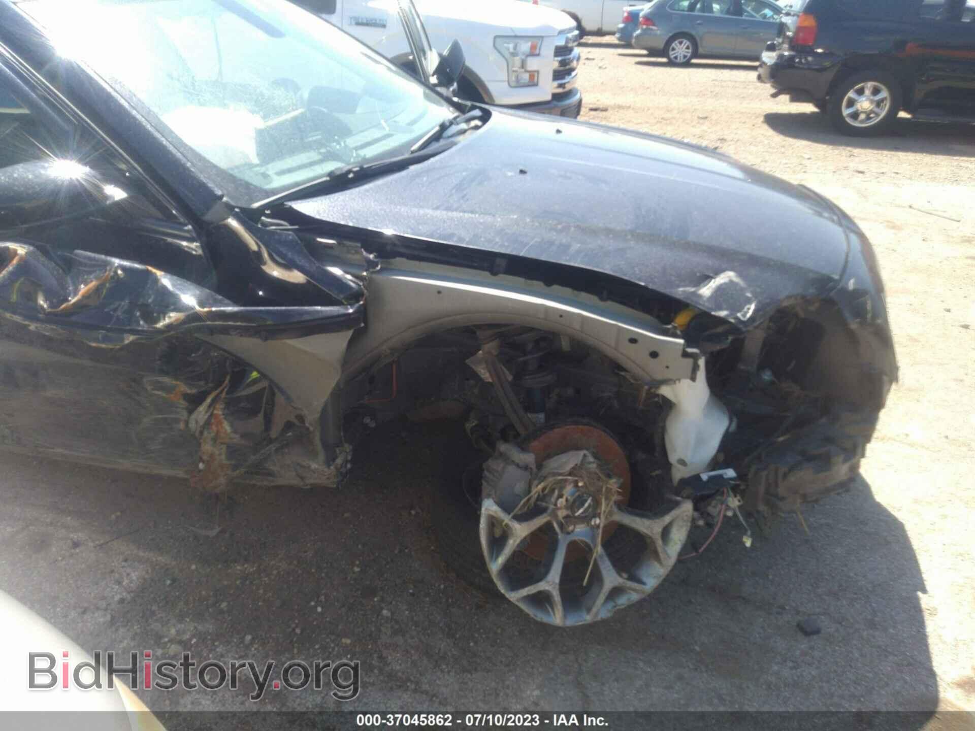 2015 CHRYSLER 300 - VIN: 2C3CCABT9FH859730 - Фото 6