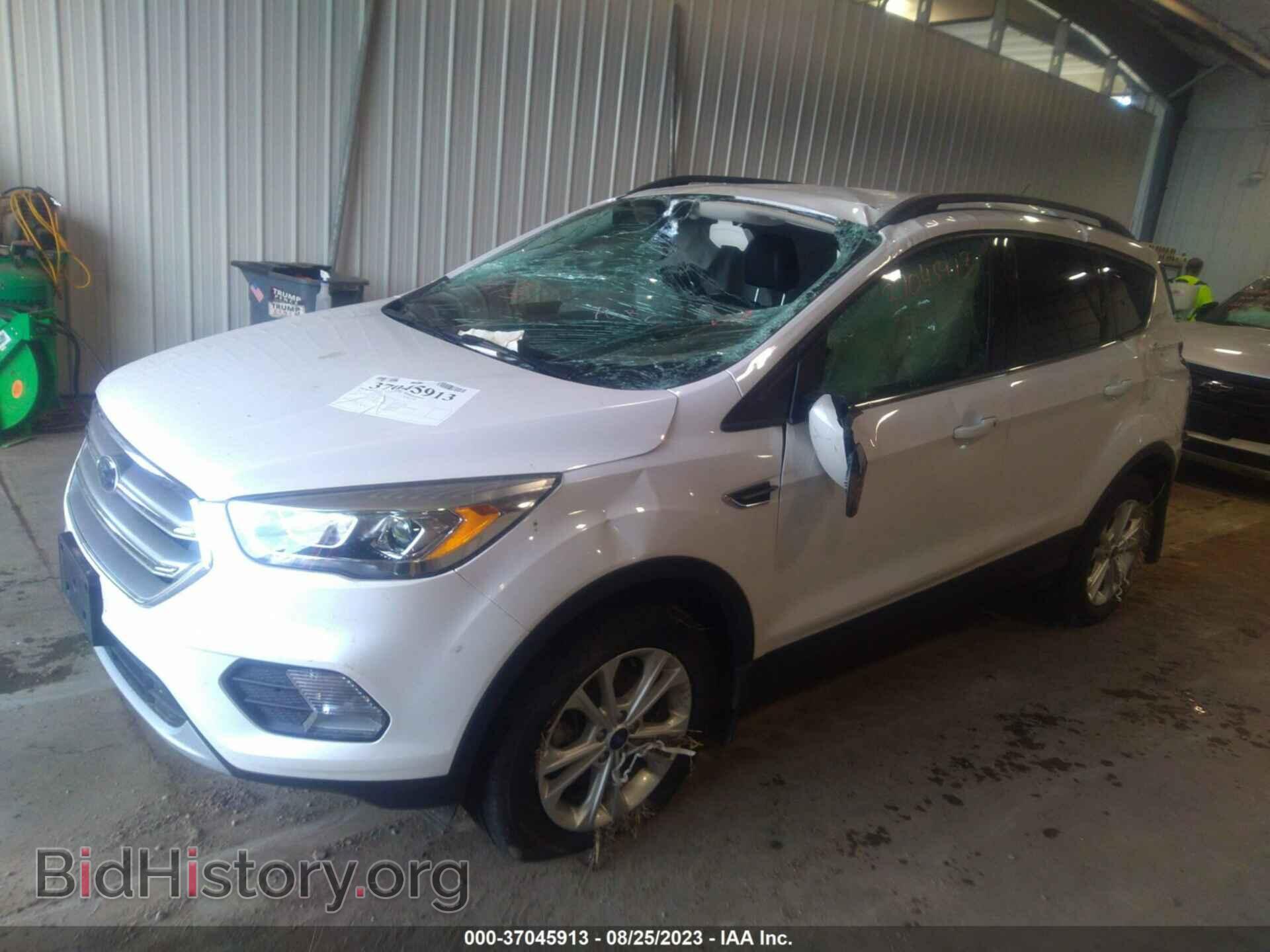 2017 FORD ESCAPE - VIN: 1FMCU9G90HUE73651 - Фото 2
