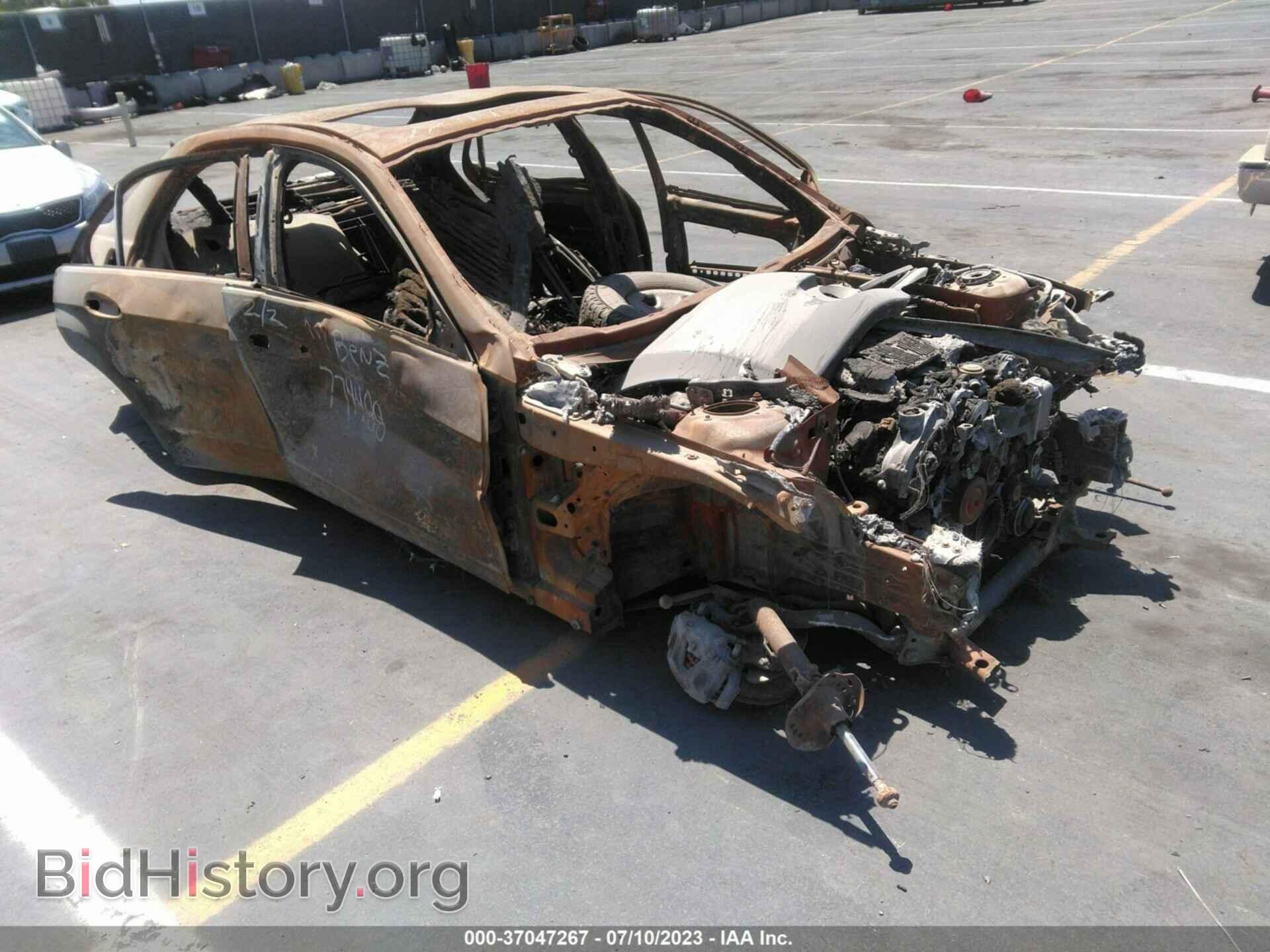 Photo WDDHF5GBXAA070886 - MERCEDES-BENZ E-CLASS 2010